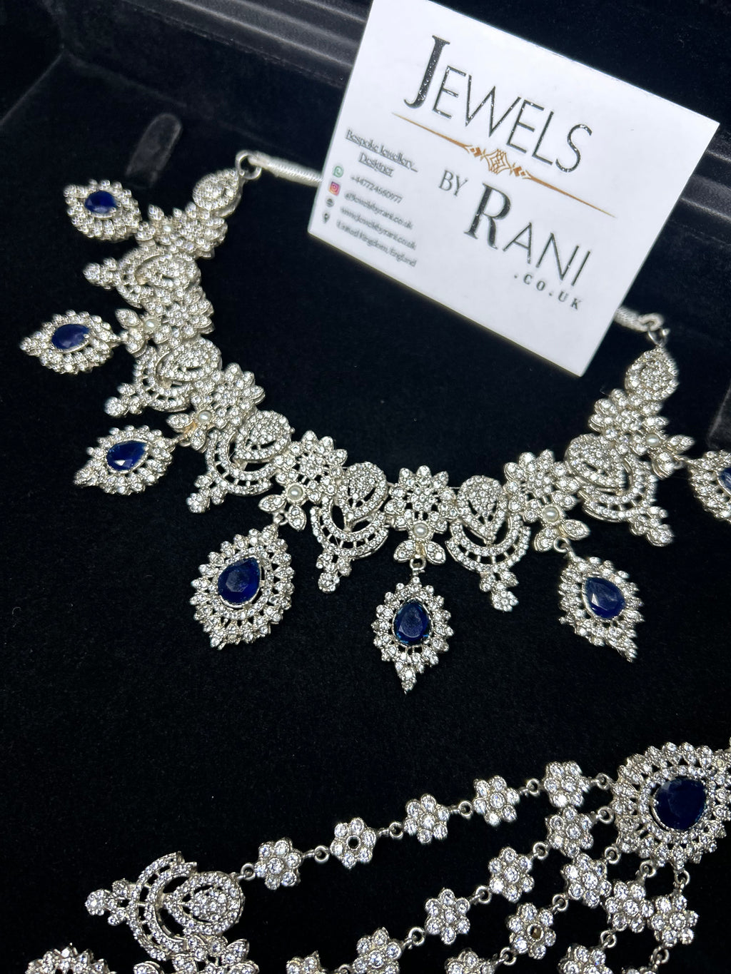 Trending, Royal Blue & Silver Statement Set Style 5207