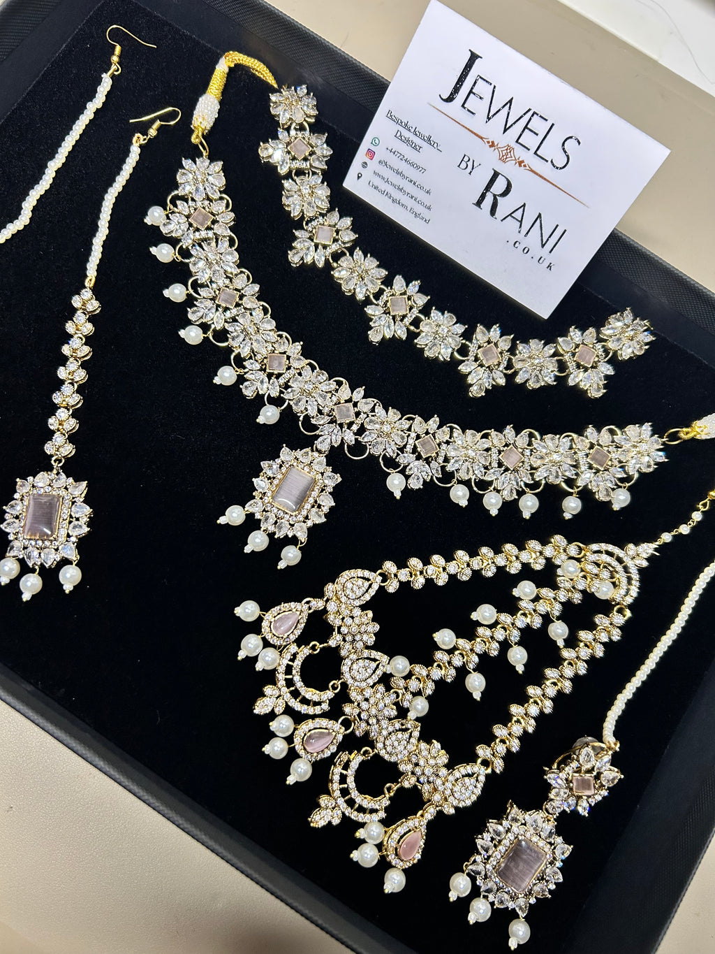 Pearly, Pink, white and Gold Choker and Necklace Set Style 5202