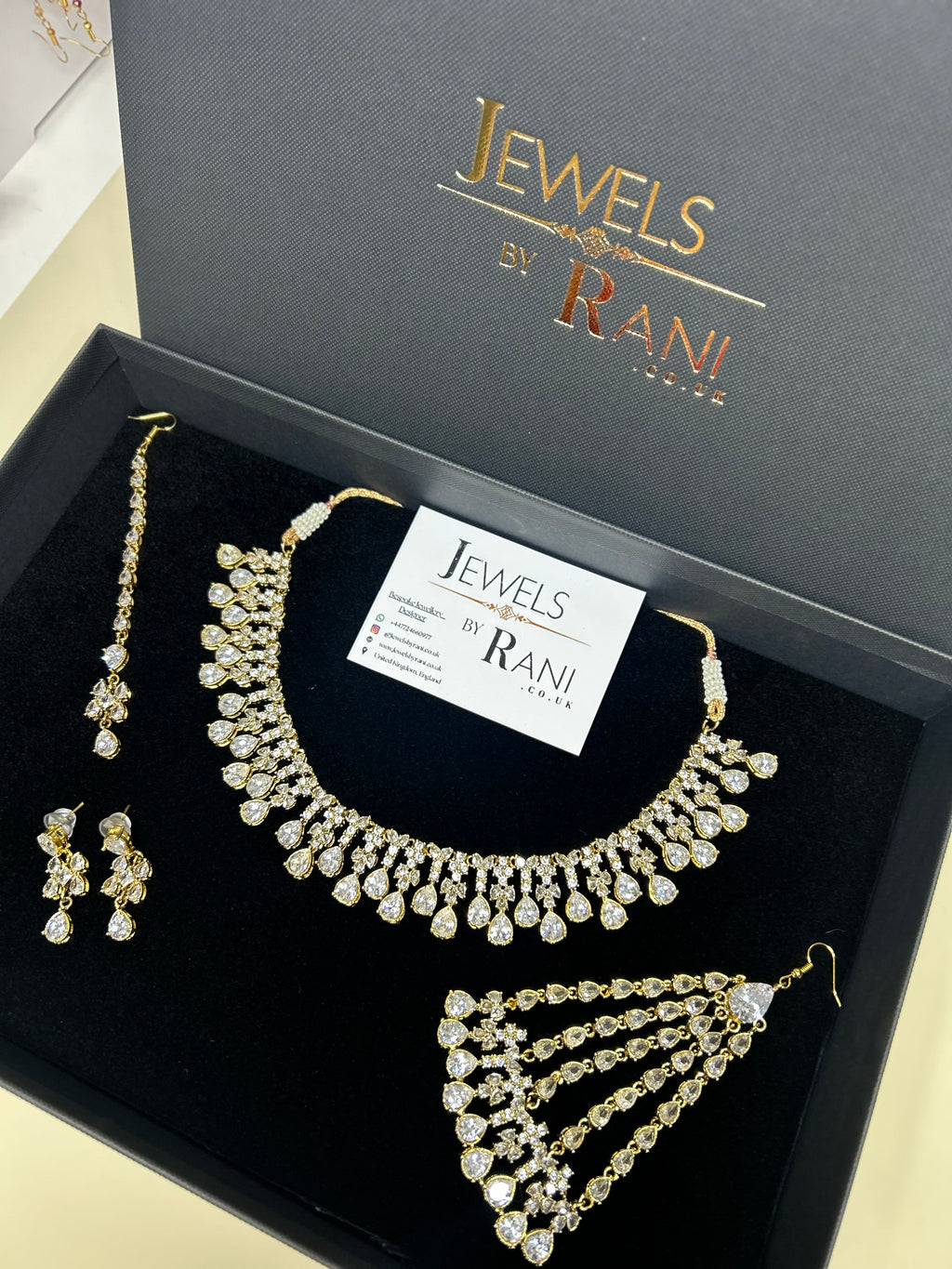 Beautiful Silver Stoned Bridal Jewellery Set 22crt Gold Plated