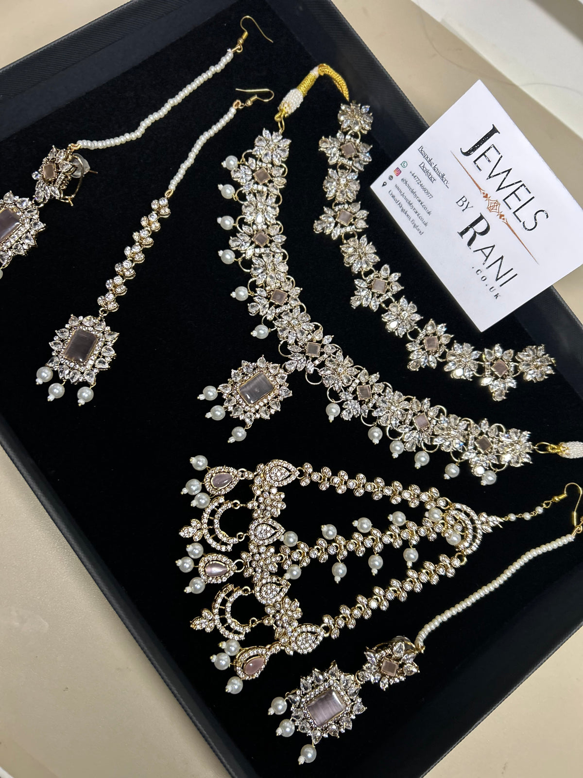 Pearly, Pink, white and Gold Choker and Necklace Set Style 5202
