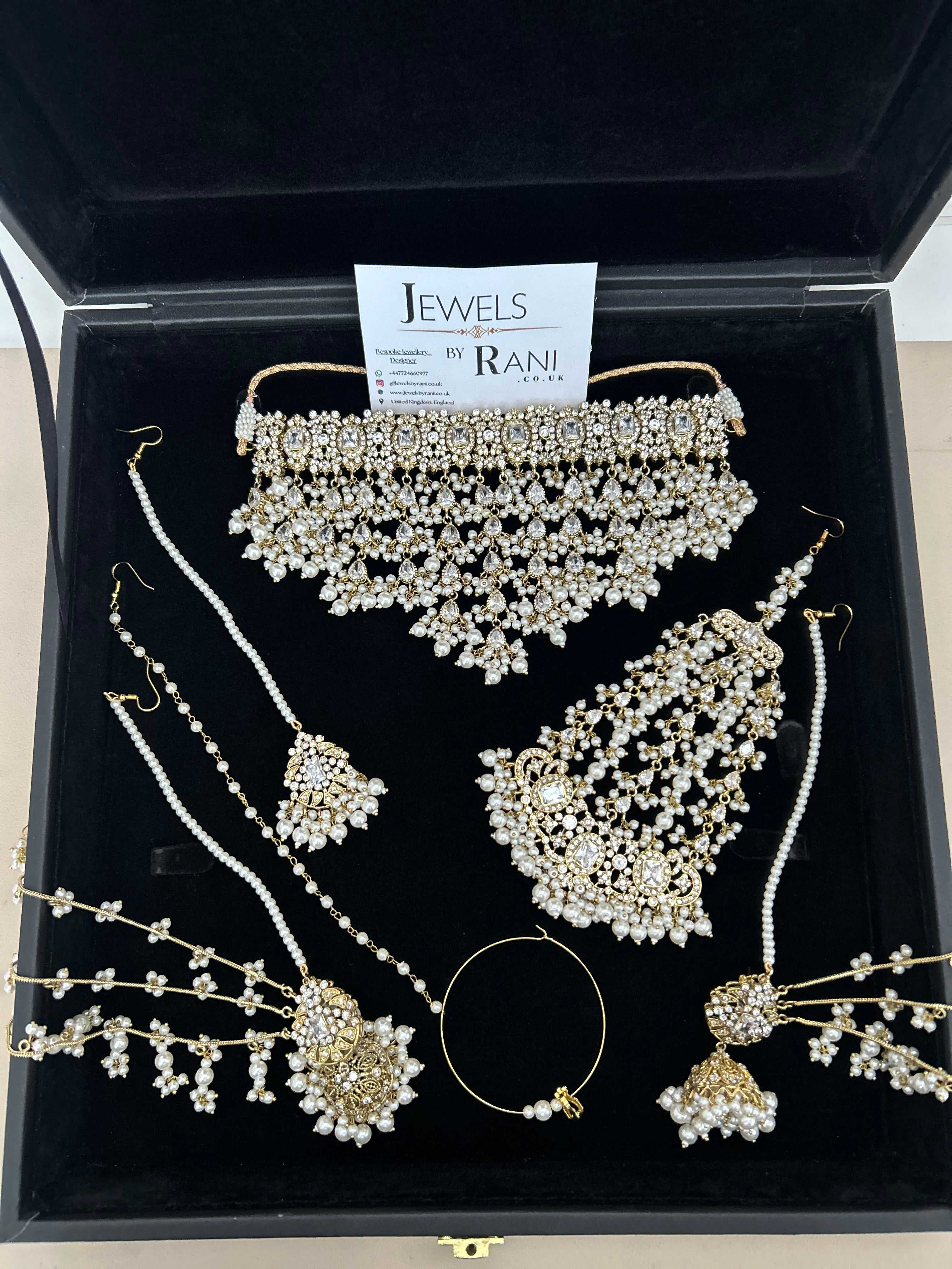 Set 1 - 2026 Gold and White Pearly Dangle Necklace