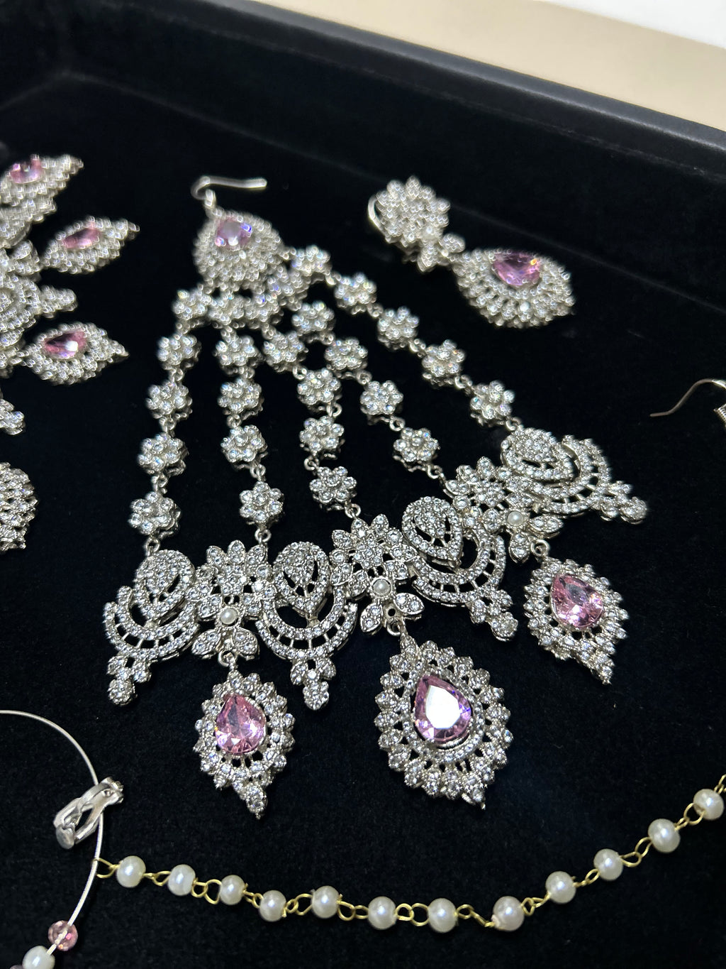 Trending, Baby Pink & Silver Statement Set Style 5207