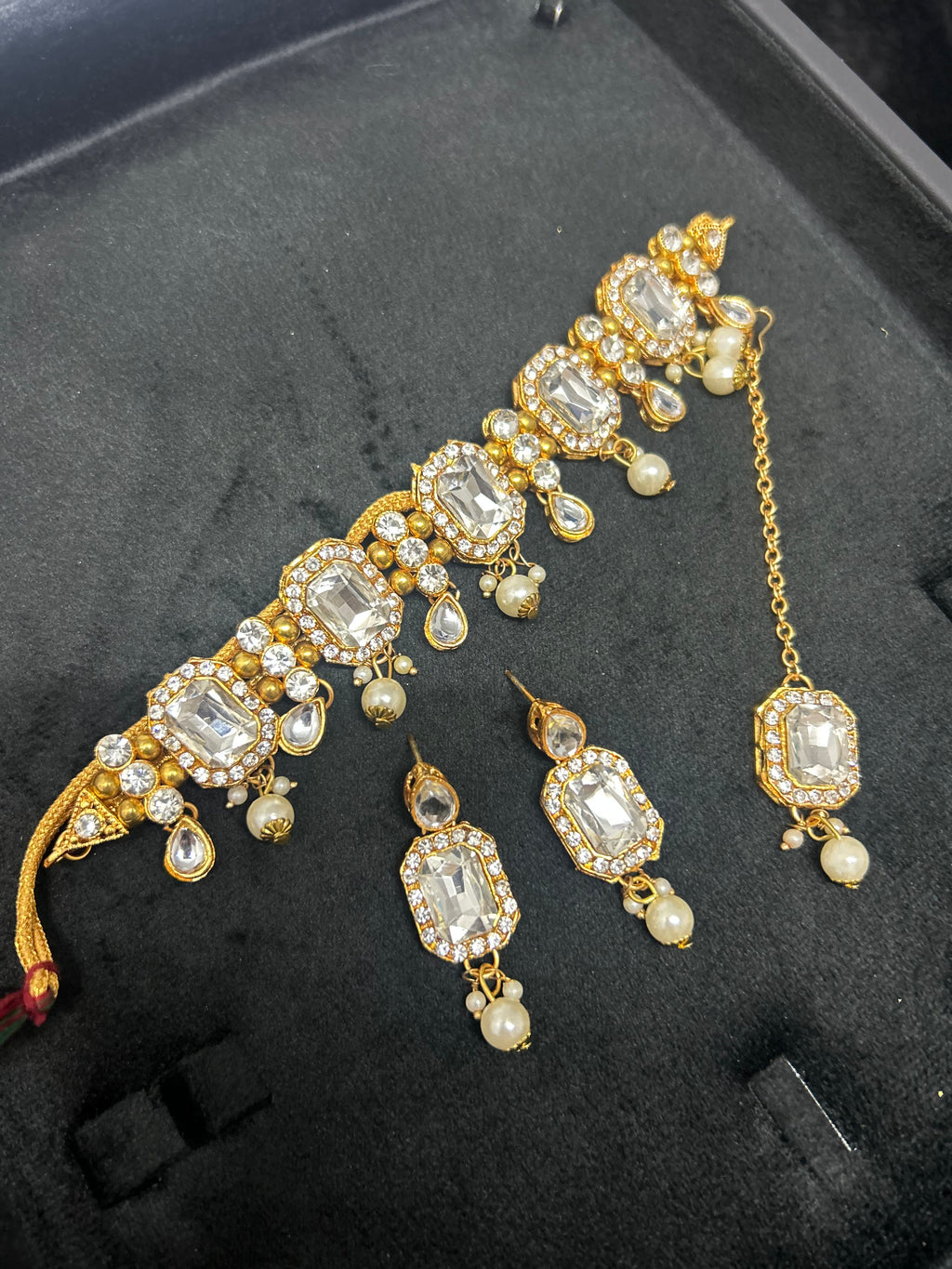 Stunning Light Weight Silver, gold and White Choker with Earrings and Tikka