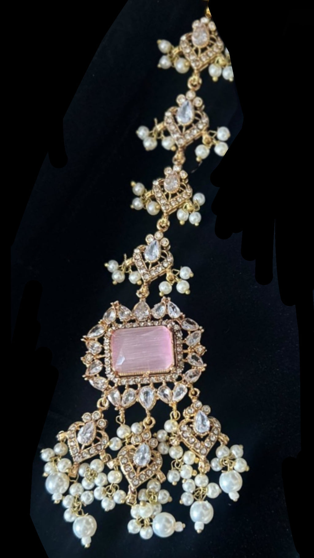 Pre order : 26 July - Same set - Customised the earrings £199