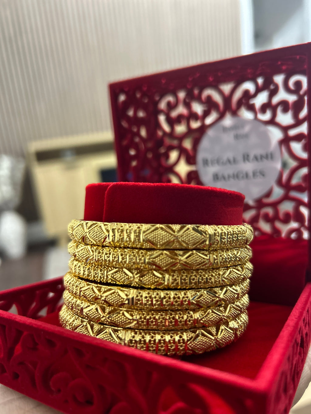 Gold Finish - Regal Rani - Gold Plated - 6 Bangles