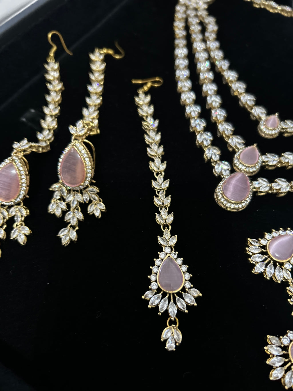 24crt Gold Plated - Beautiful Pink Statement Set