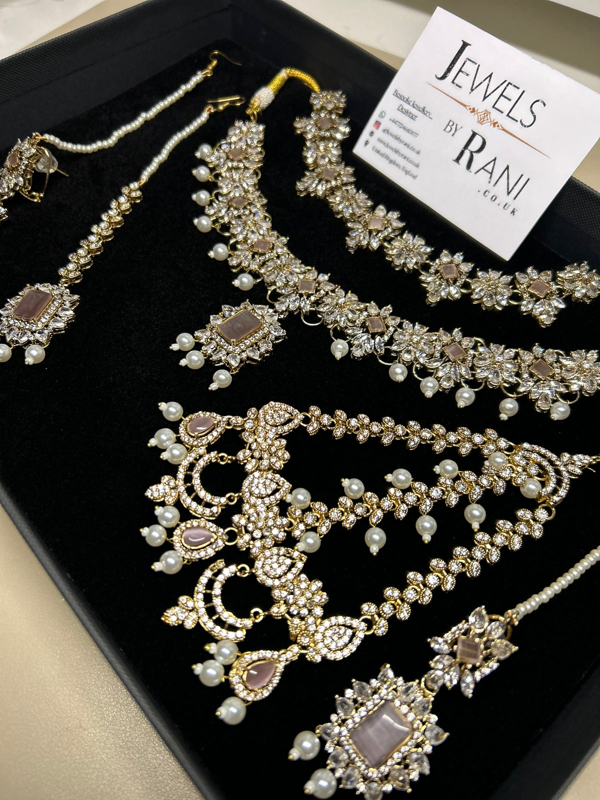 Pearly, Pink, white and Gold Choker and Necklace Set Style 5202