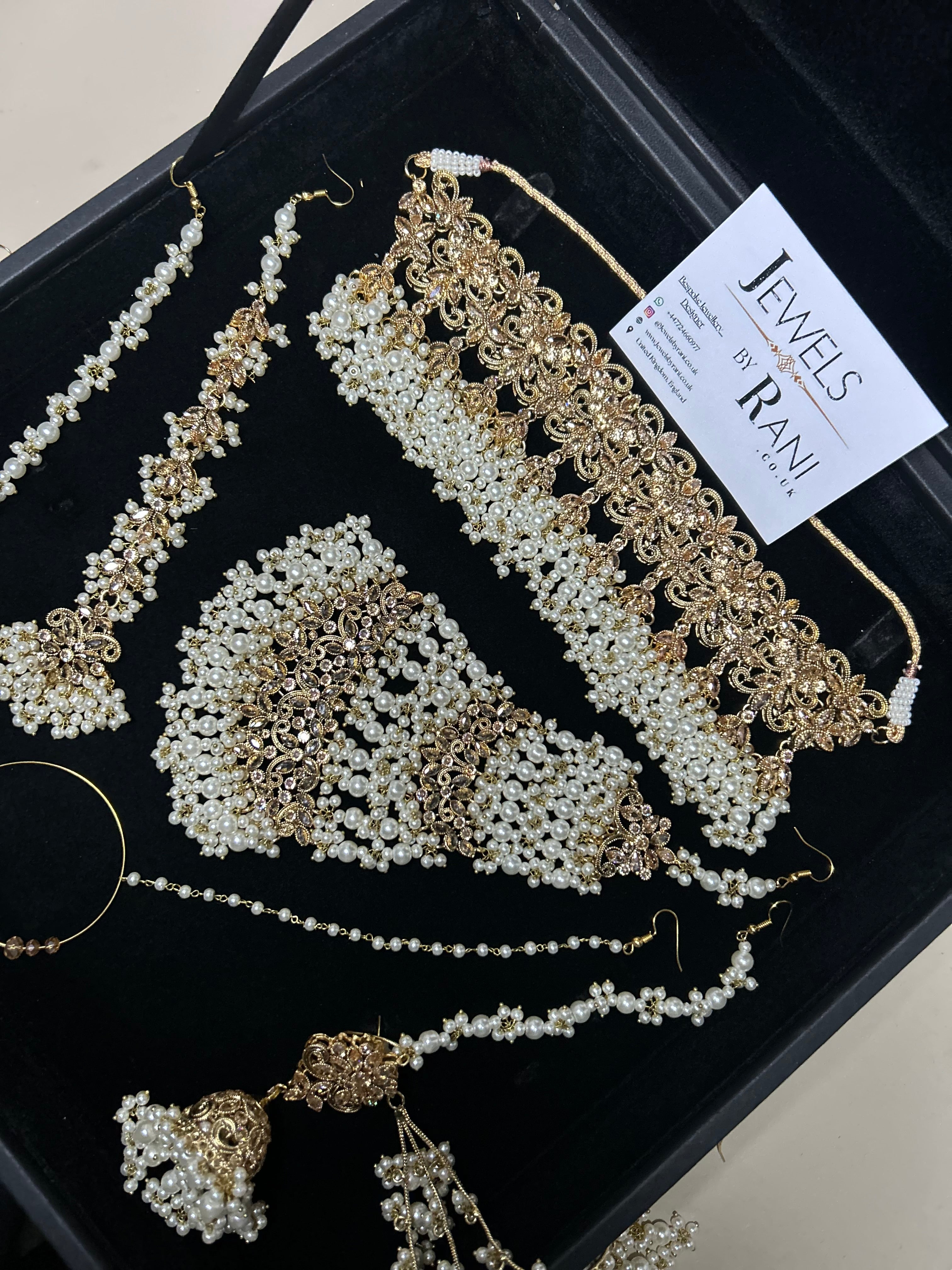 Pearly White & Gold Bridal Choker Jewellery Set Style 480