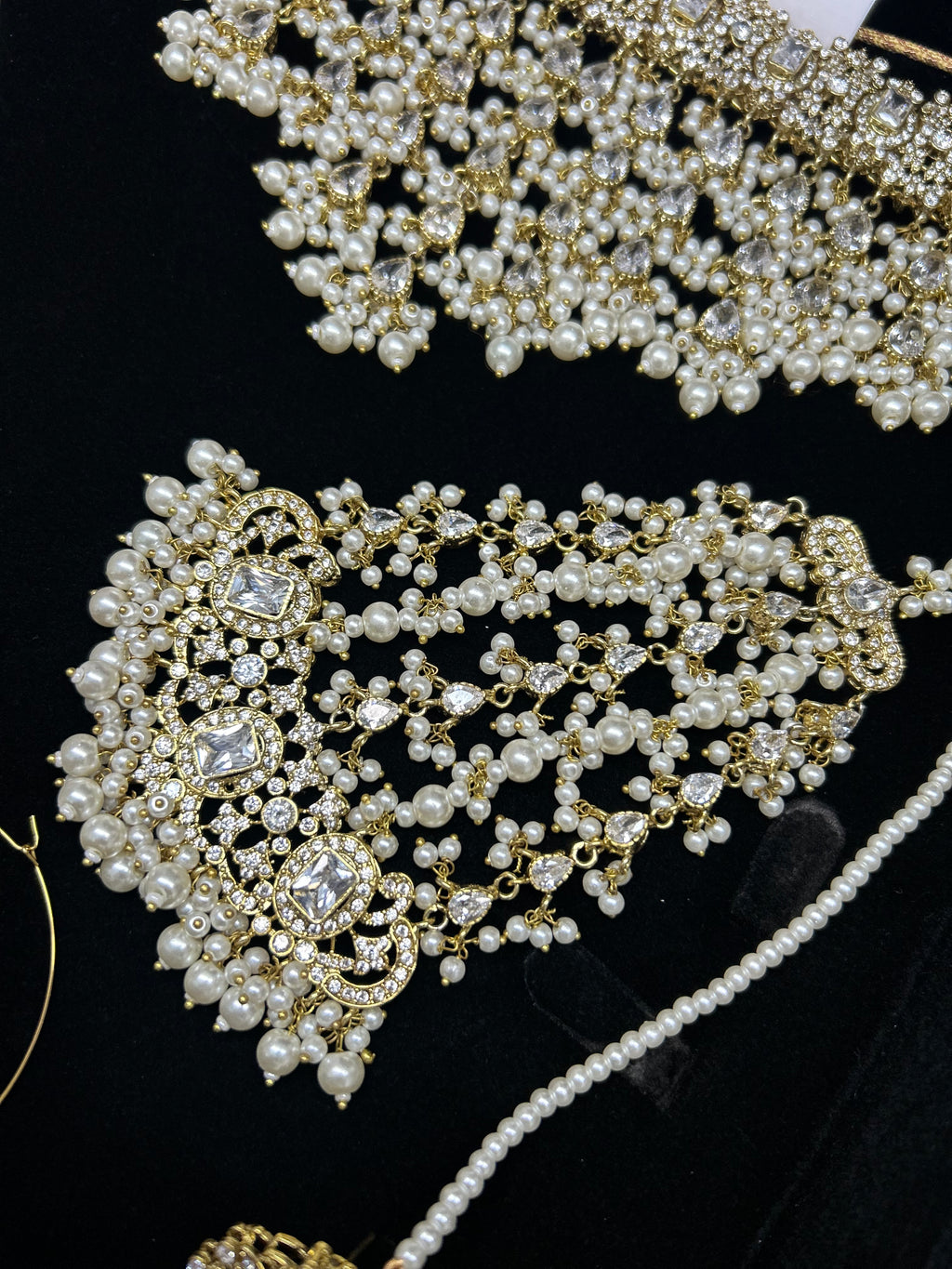 Set 1 - 2026 Gold and White Pearly Dangle Necklace