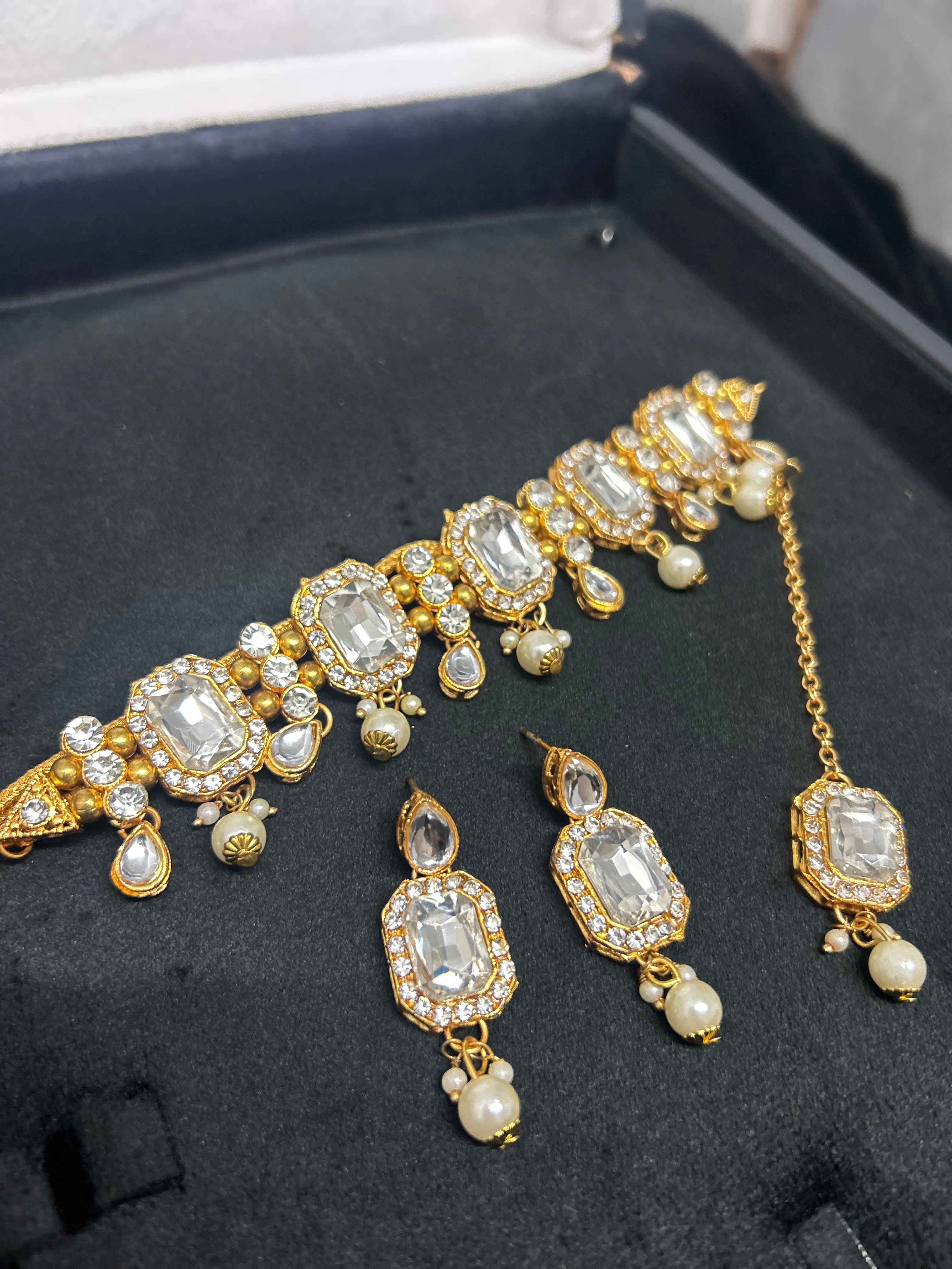 Stunning Light Weight Silver, gold and White Choker with Earrings and Tikka