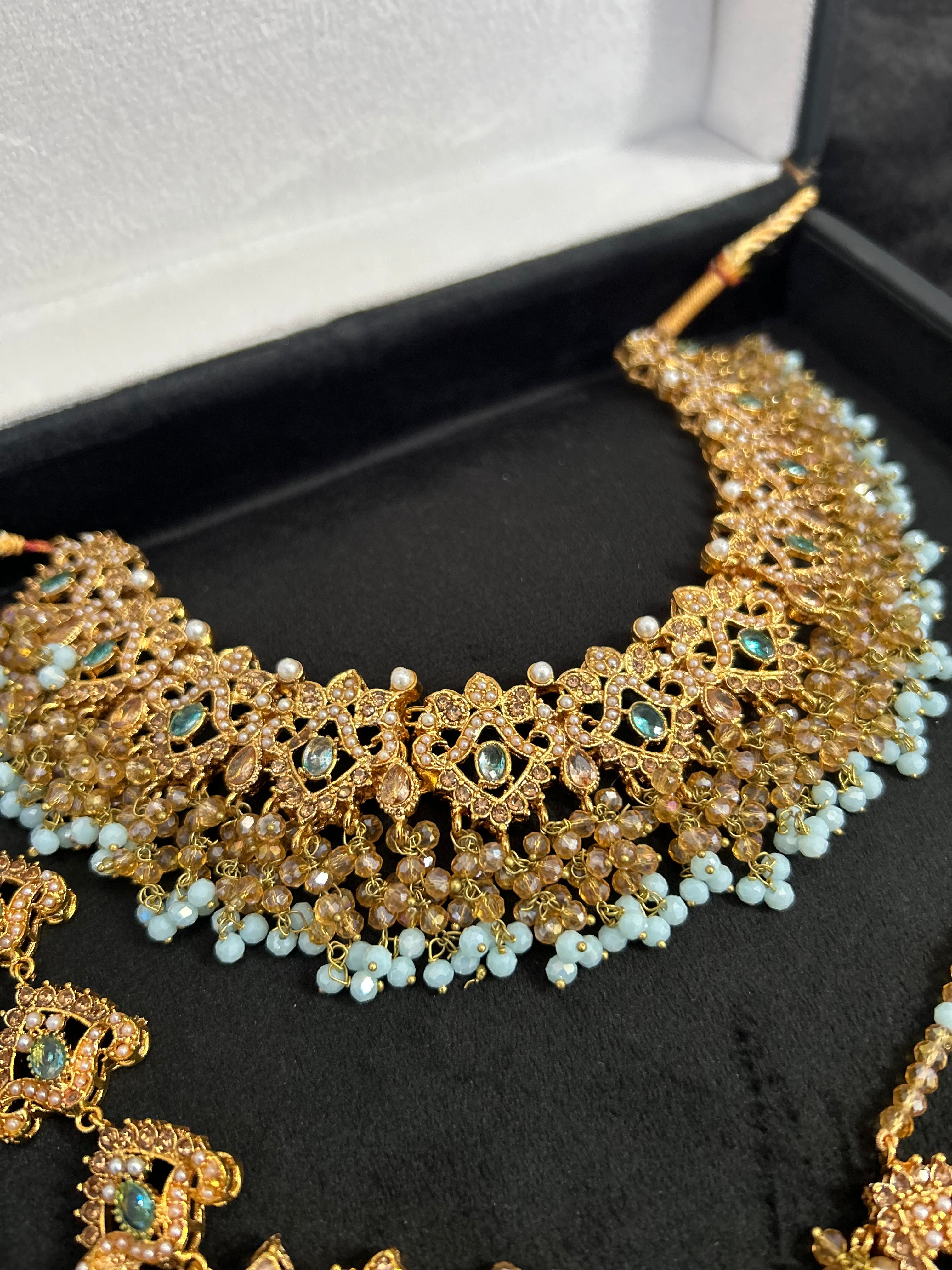 Beautiful Icy Blue and Gold Jewellery Set With Saharas