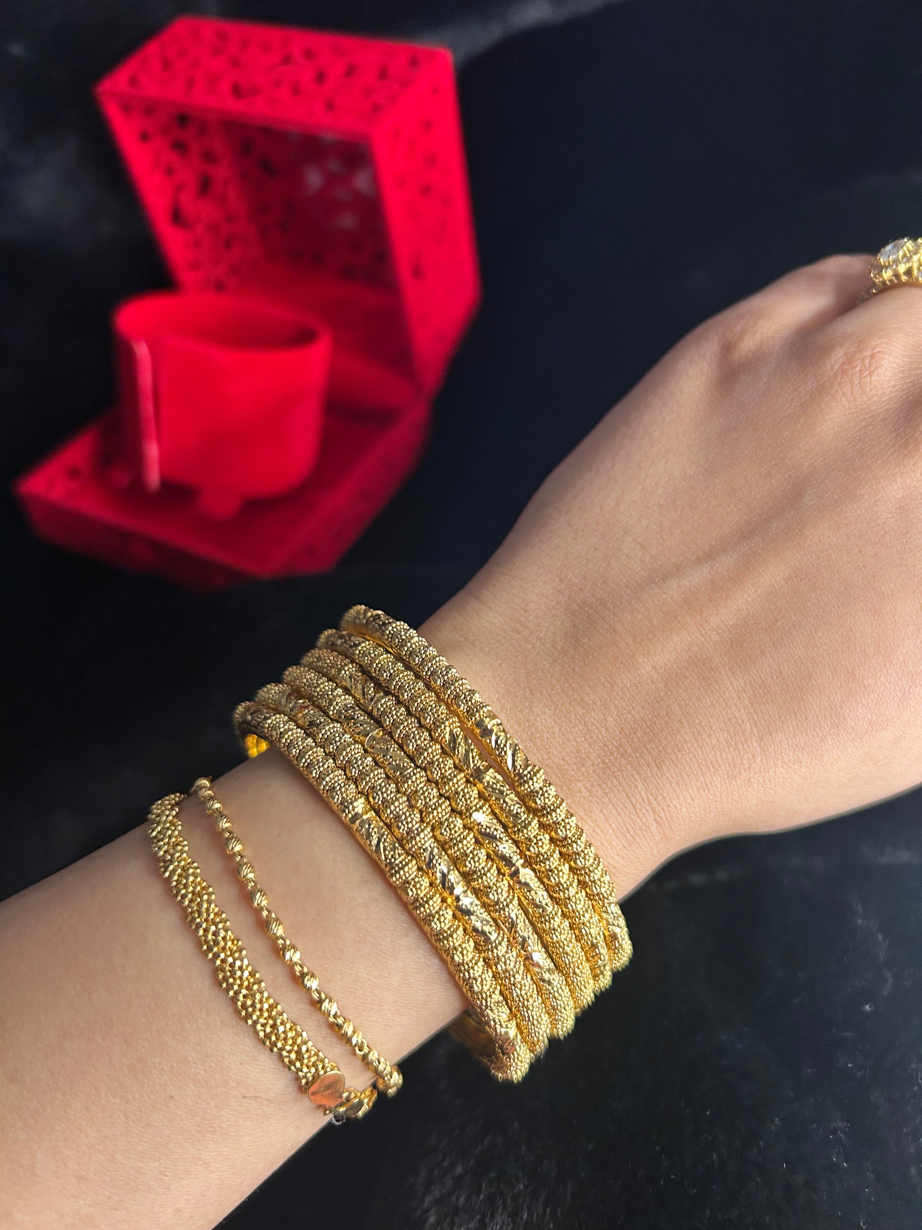 Antique Gold - Ishq e Sona Bangles - Gold Plated - 6 Bangles