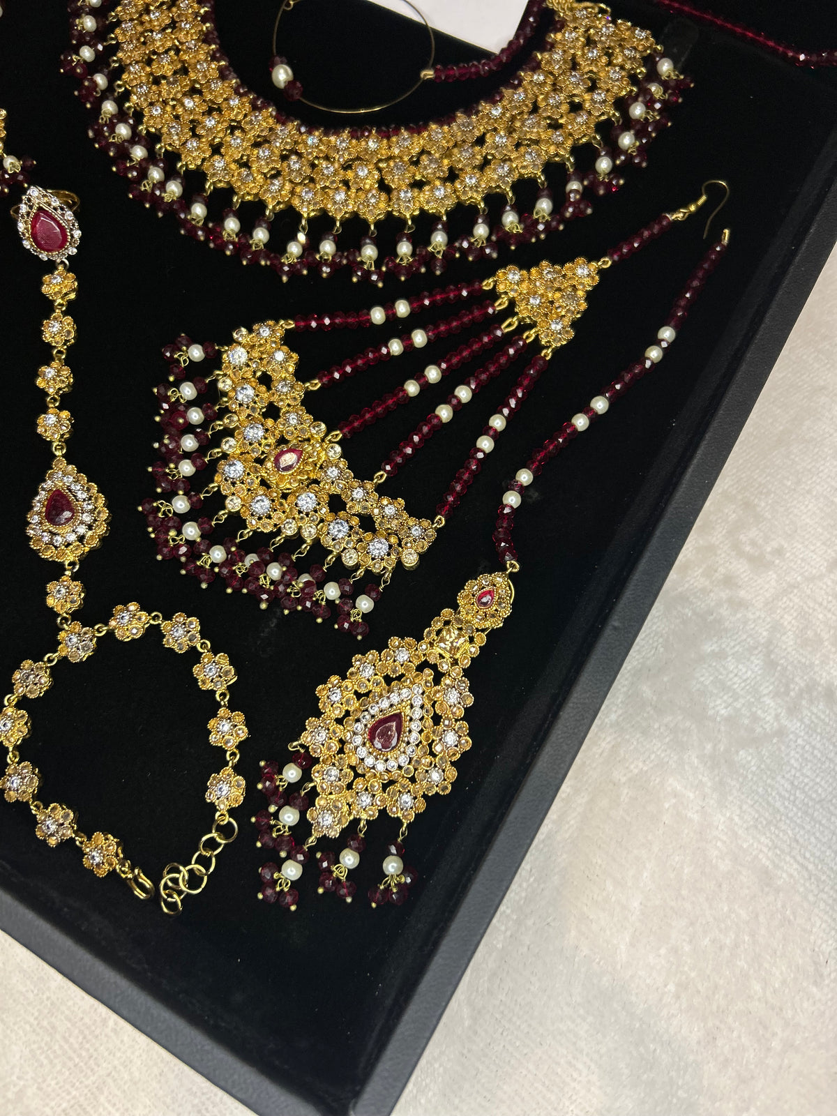Beautiful Maroon & White Pakistani Necklace Set Full Bridal Jewellery Set | Including 2 Hand Pieces | Style 7279