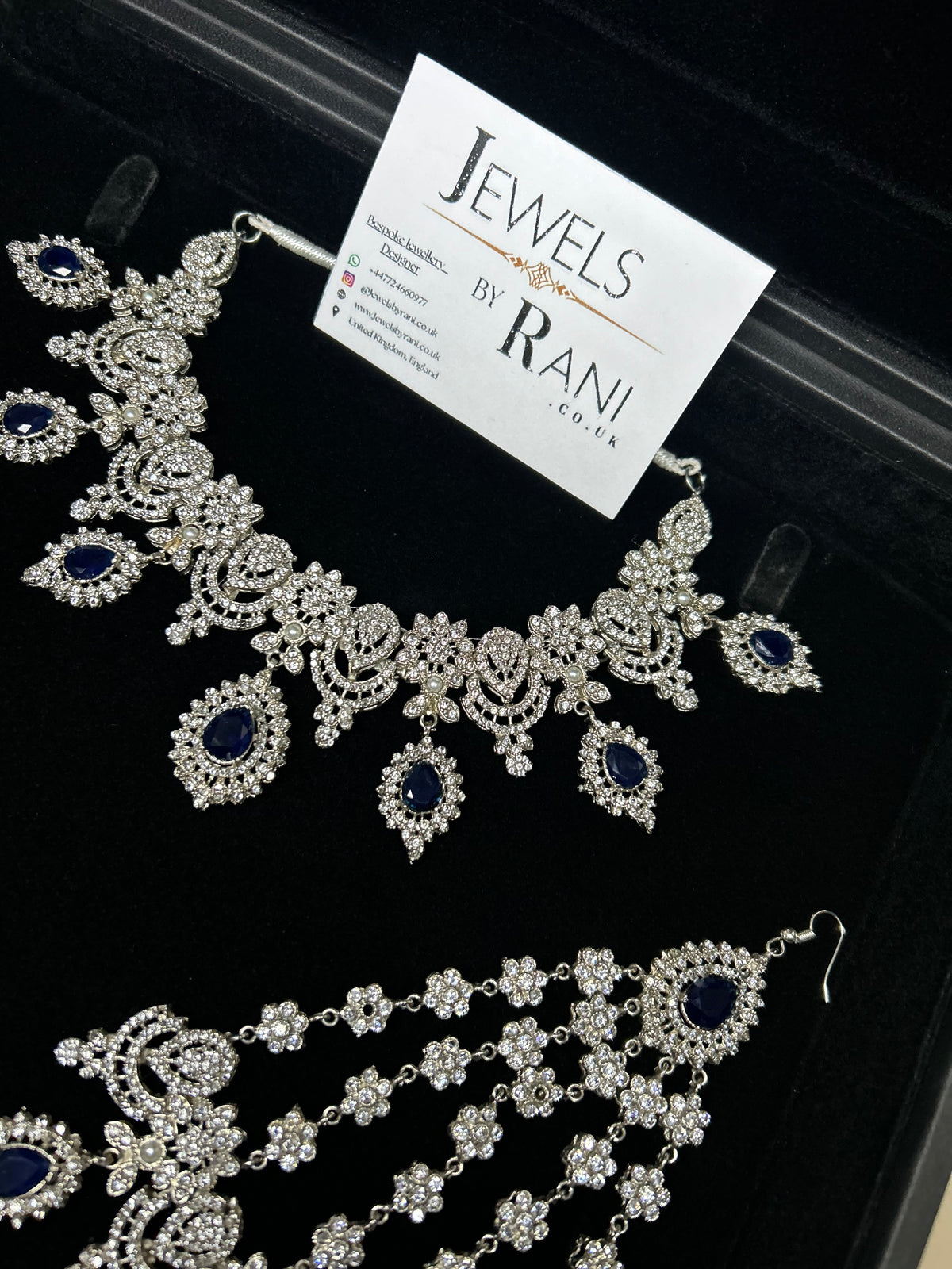 Trending, Royal Blue & Silver Statement Set Style 5207