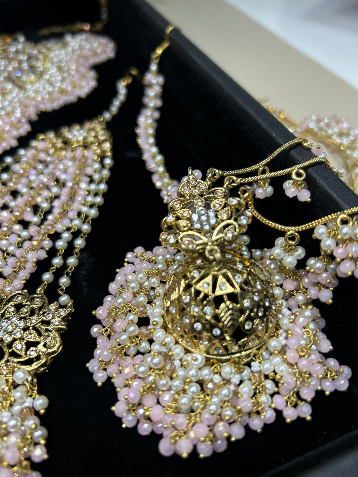 2026 Collection | Pink and White Necklace Set - Style 349