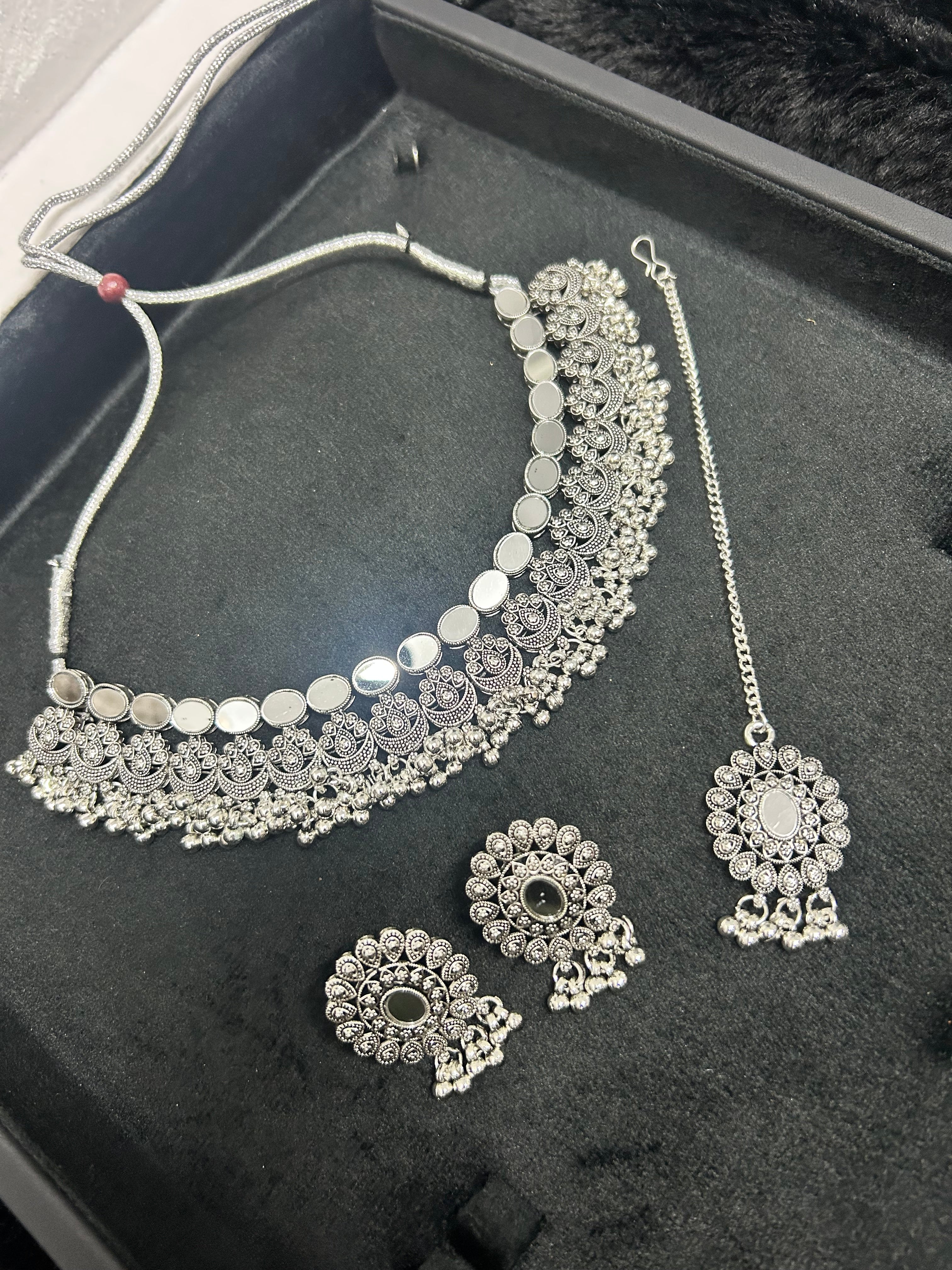 Stylish Silver Necklace