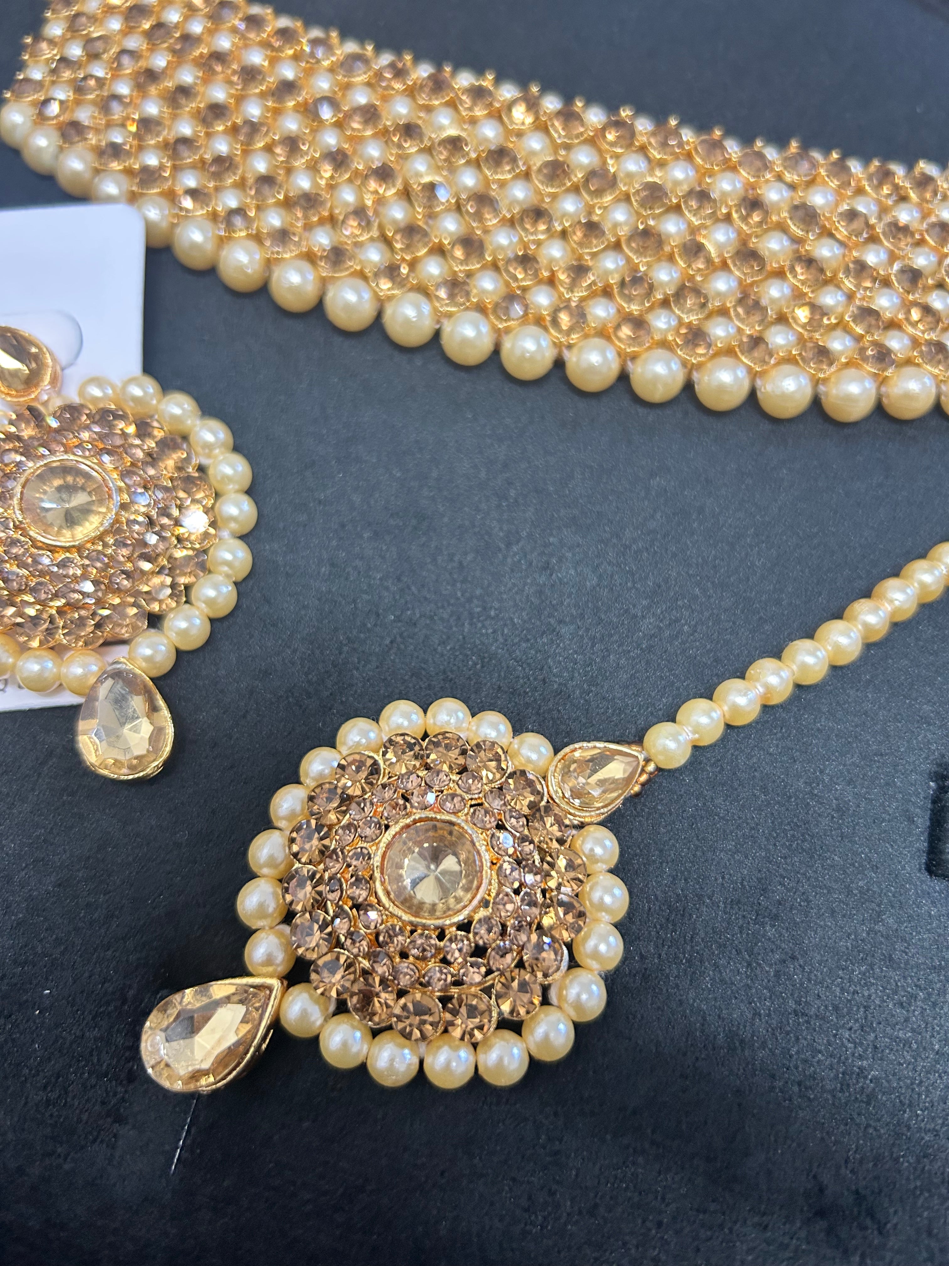Beautiful Pearly Light Weight Gold and White Necklace with Earrings and Tikka