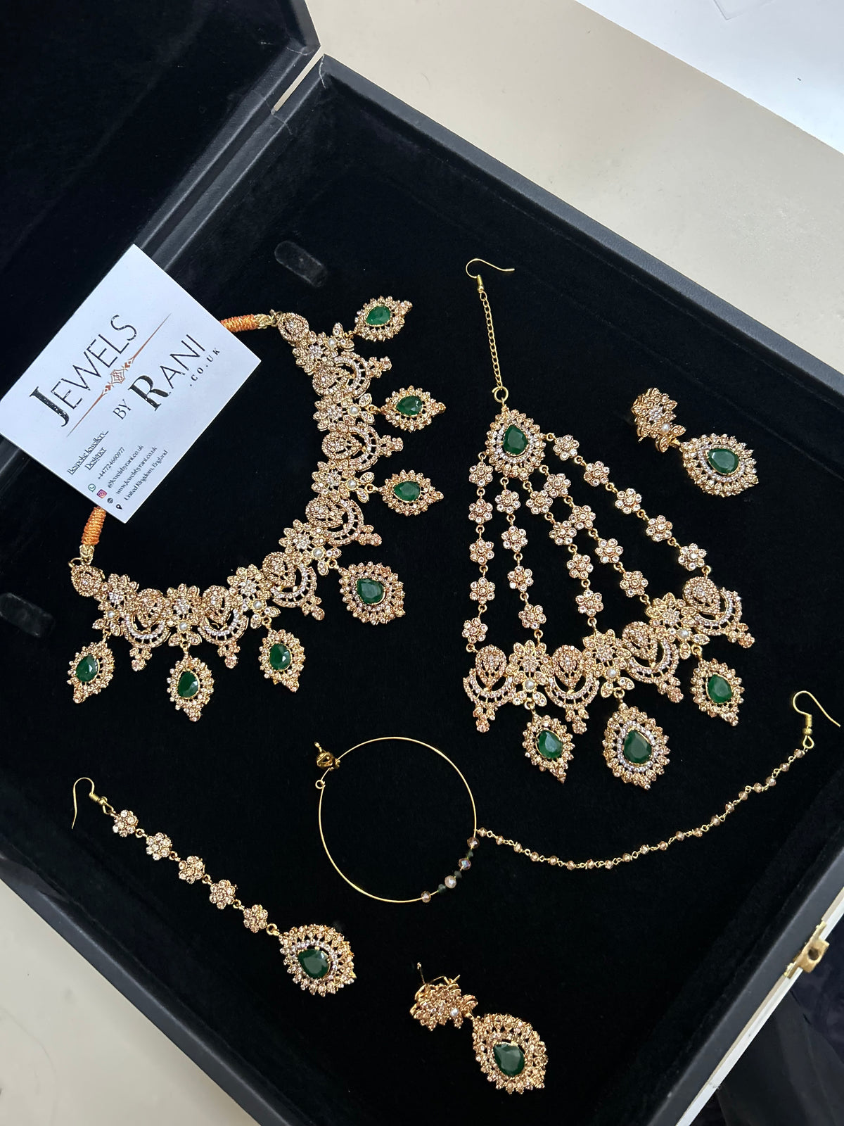 Trending, Emerald Green & Gold Statement Set Style 5207