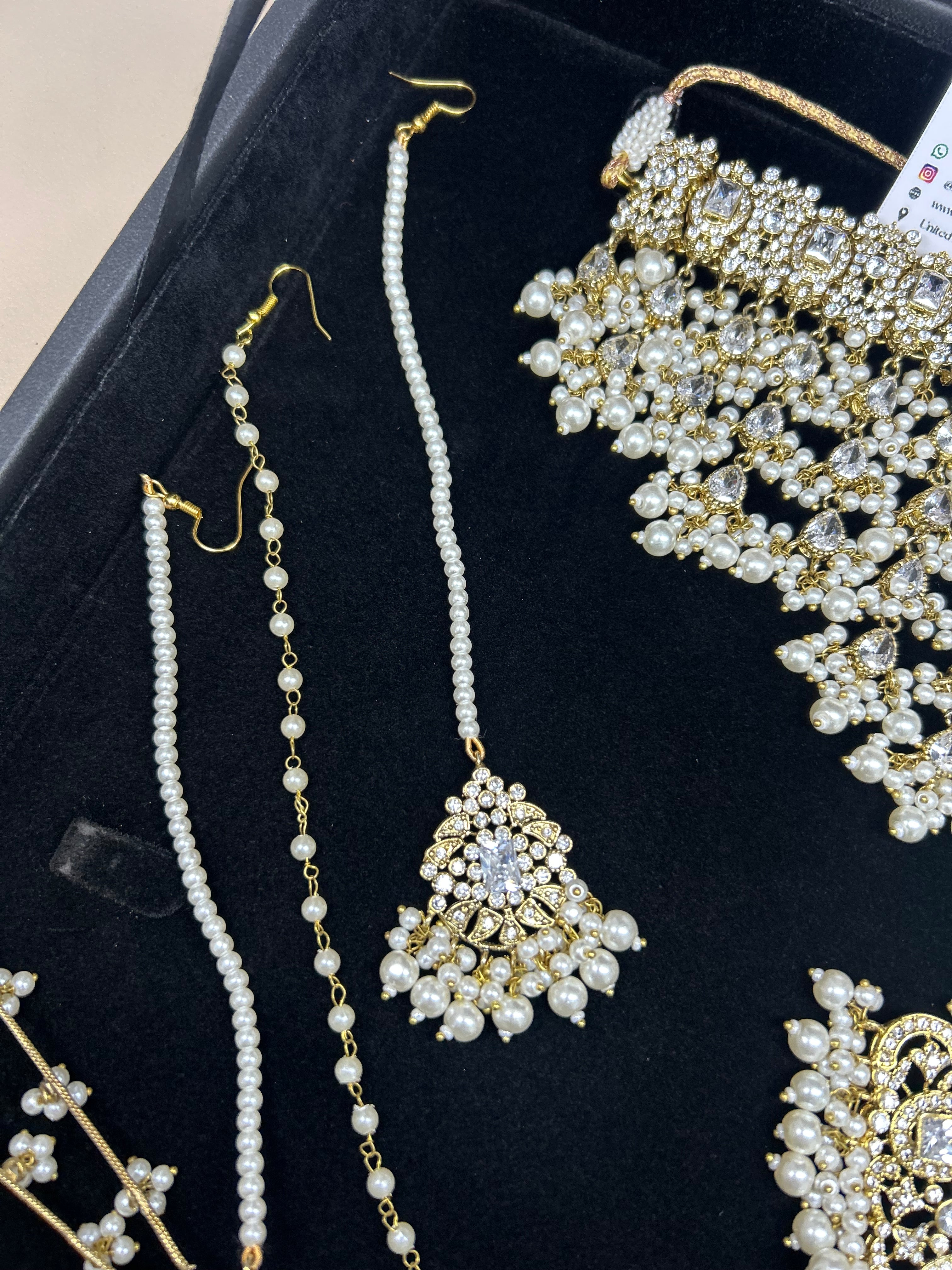 Set 1 - 2026 Gold and White Pearly Dangle Necklace