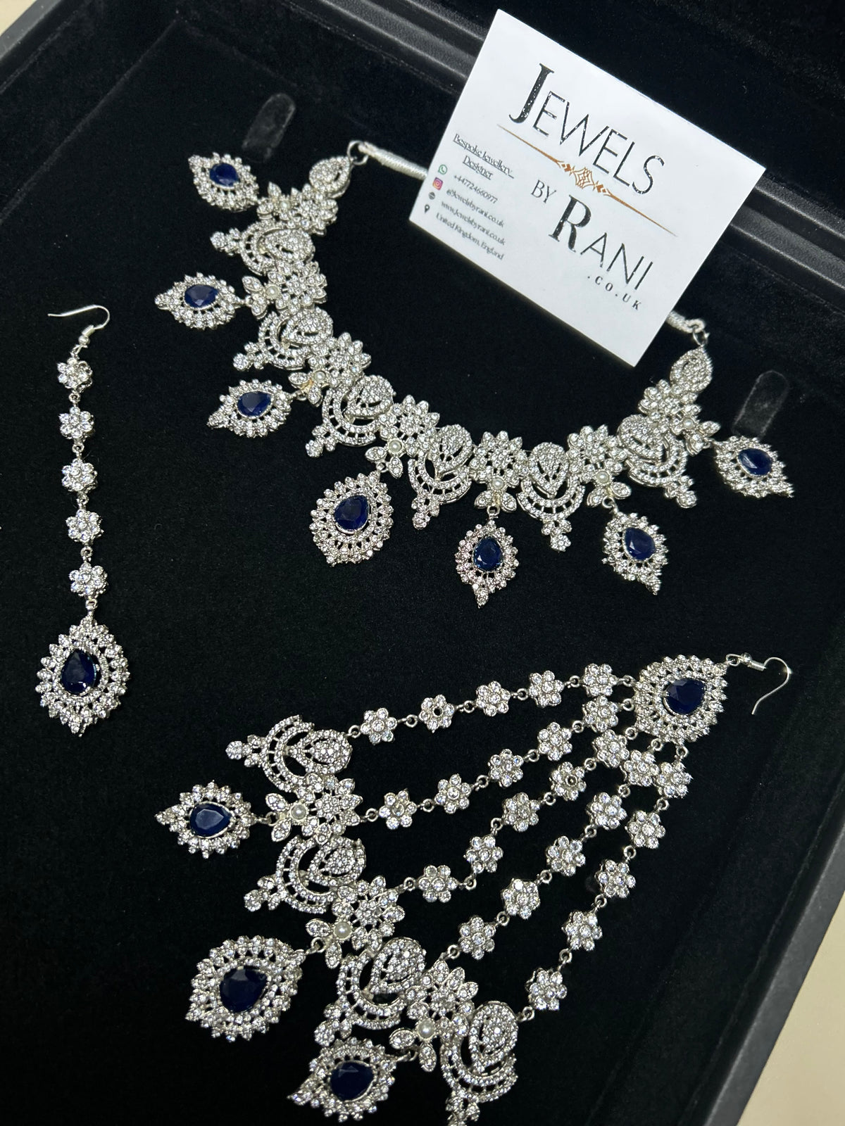Trending, Royal Blue & Silver Statement Set Style 5207