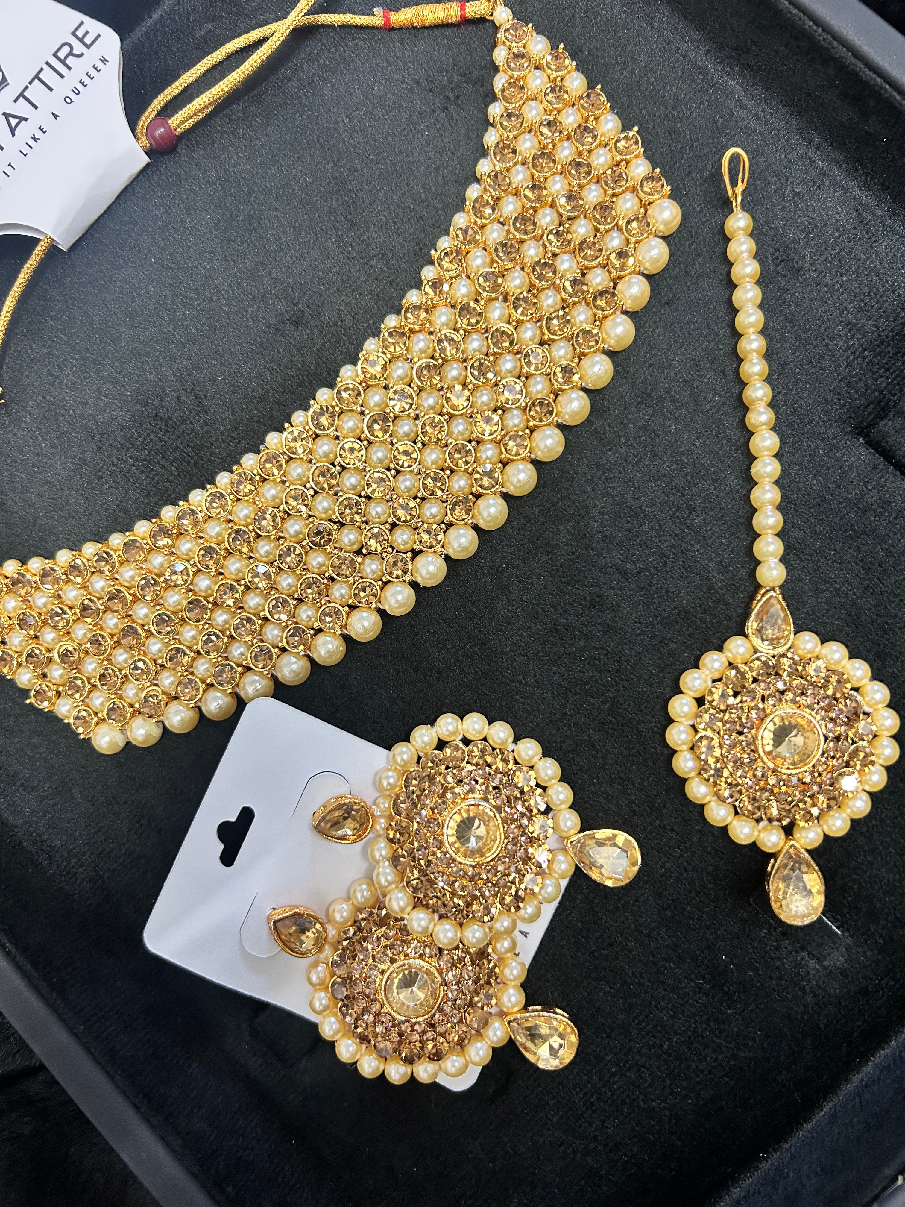 Beautiful Pearly Light Weight Gold and White Necklace with Earrings and Tikka