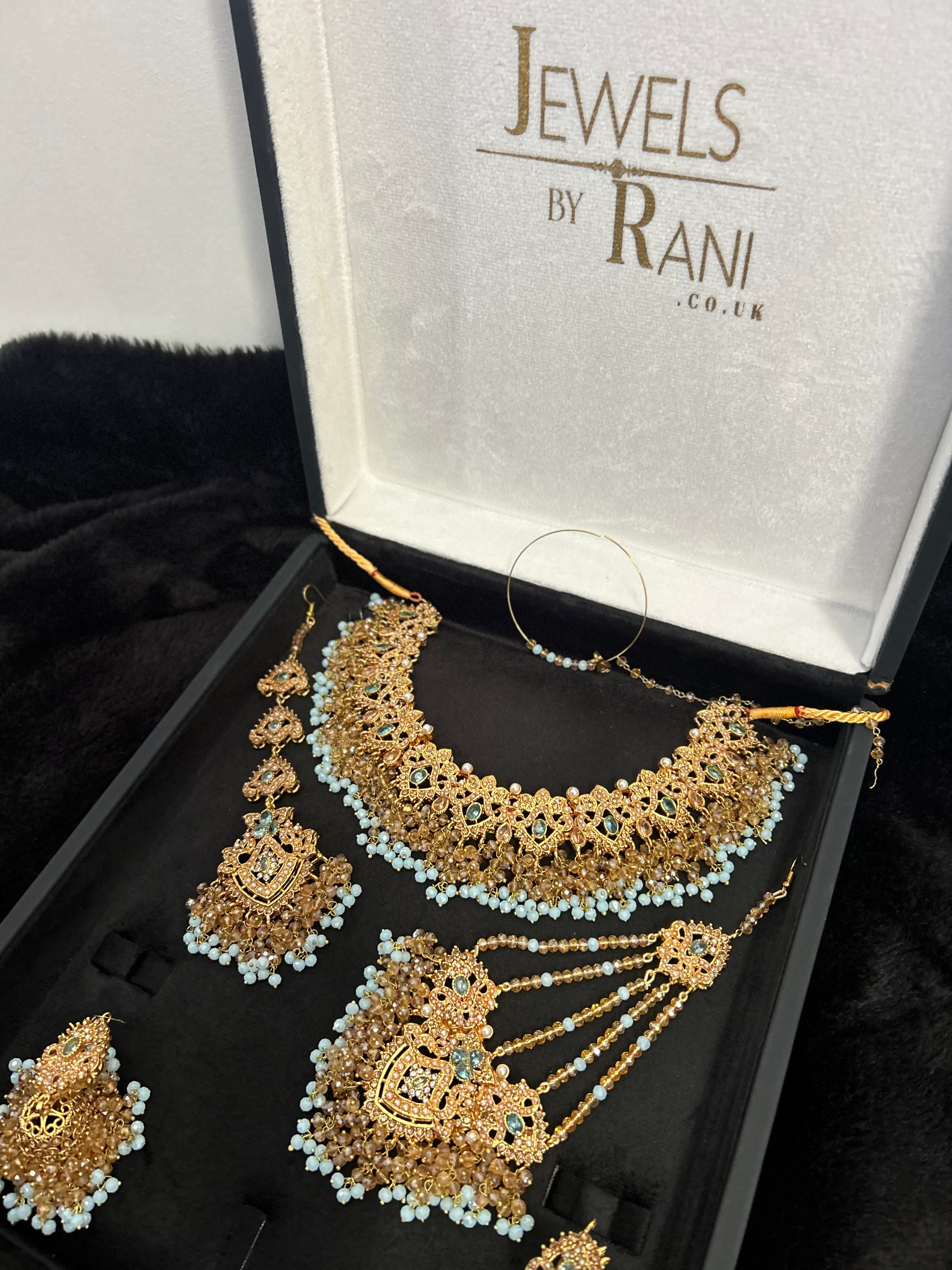 Beautiful Icy Blue and Gold Jewellery Set