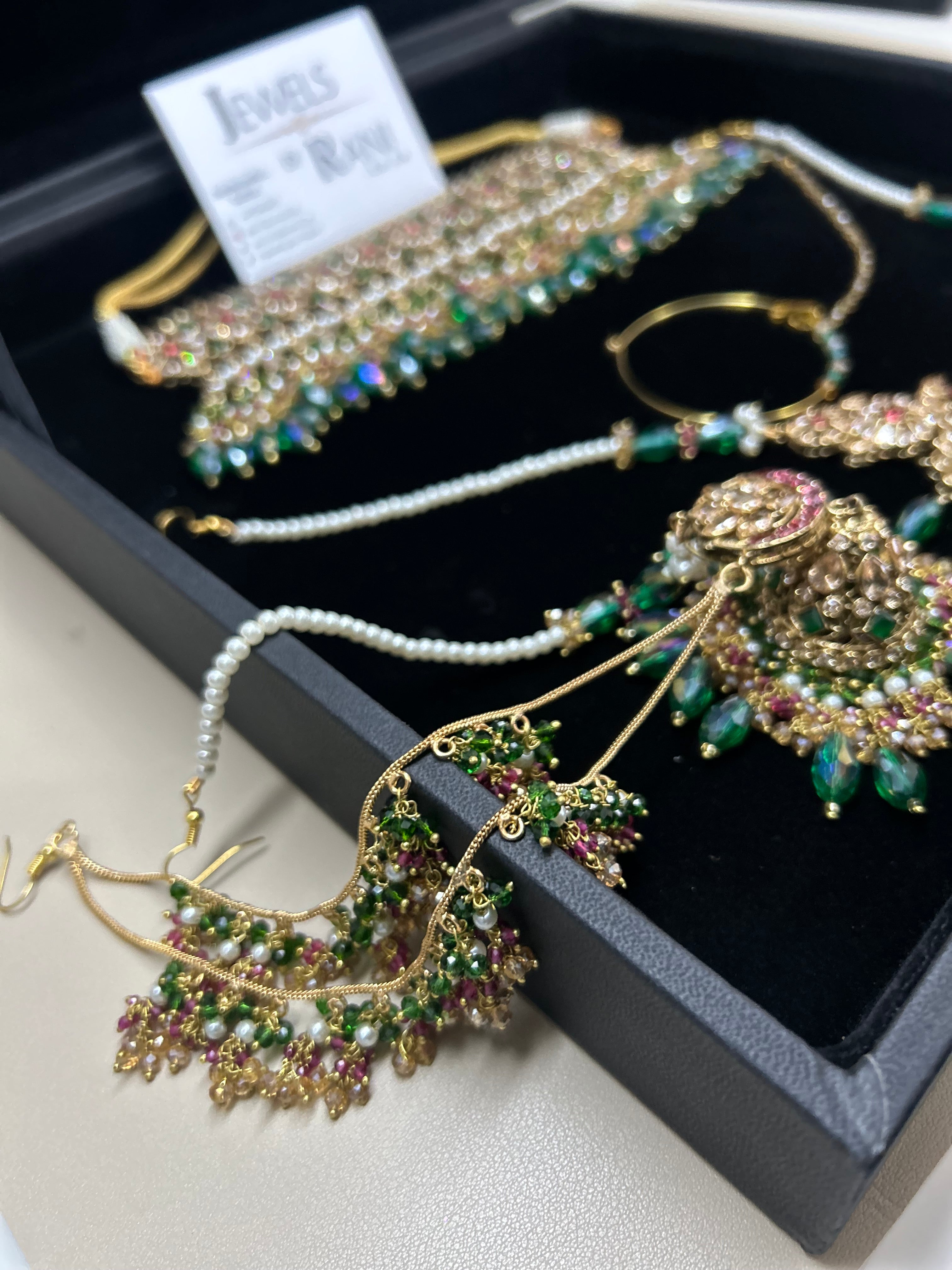 PRE ORDER: 6 Week Making time- Gorgeous Green Mehndi Choker Bridal Jewellery Set - no jhumar