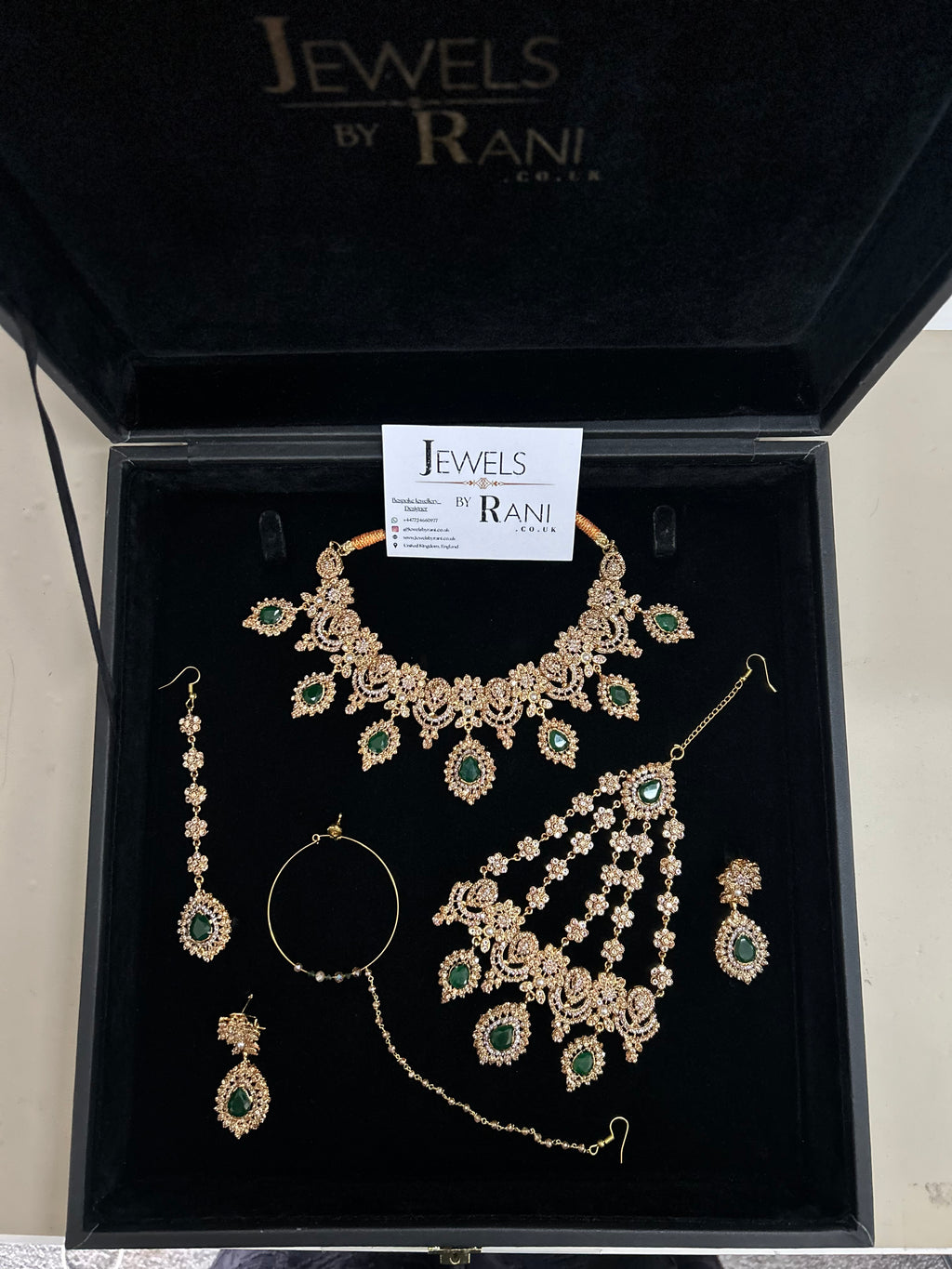 Trending, Emerald Green & Gold Statement Set Style 5207