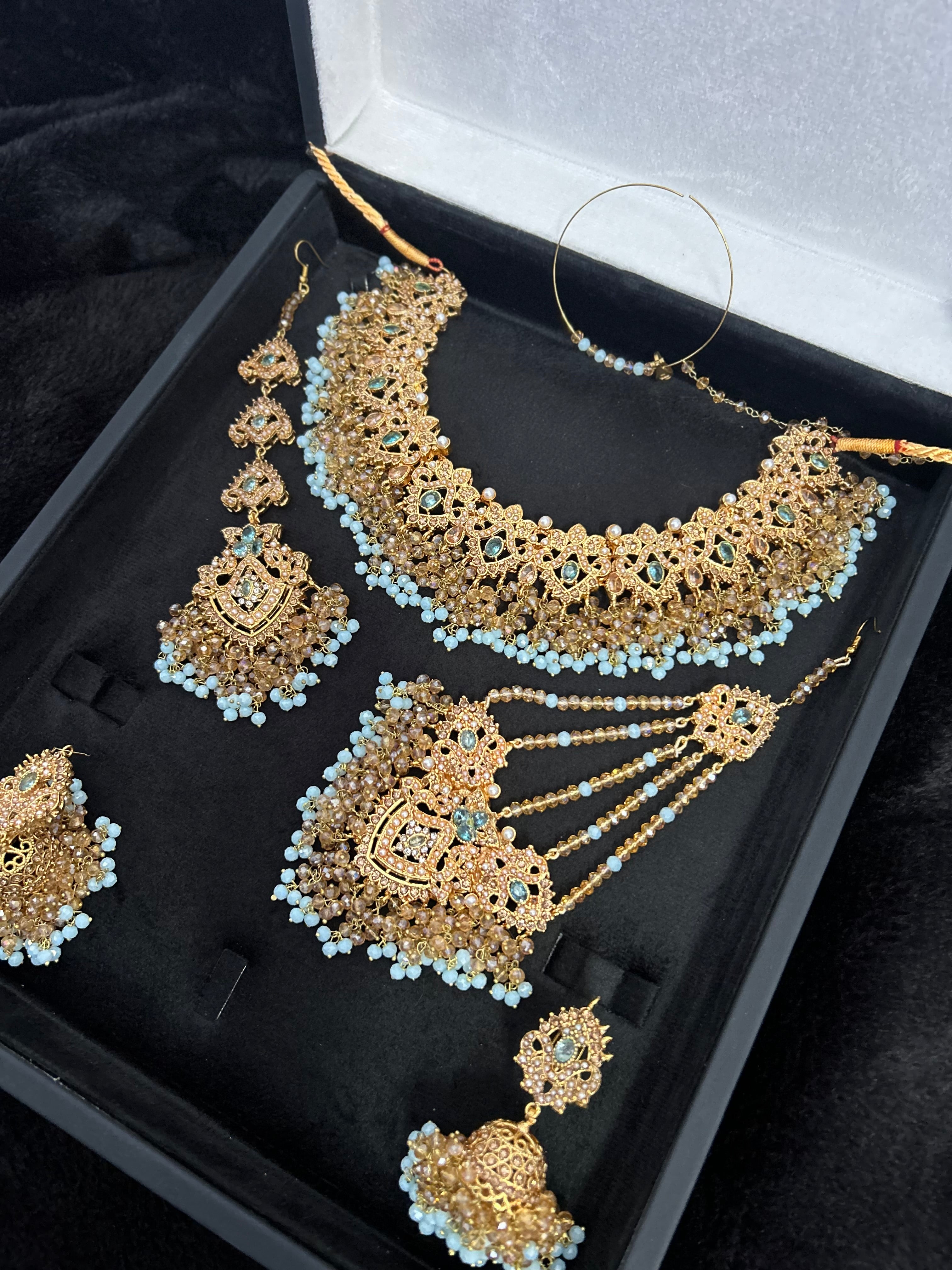 Beautiful Icy Blue and Gold Jewellery Set
