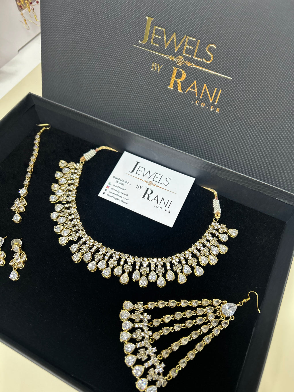 Beautiful Silver Stoned Bridal Jewellery Set 22crt Gold Plated
