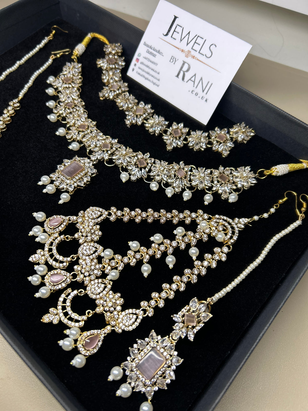 Pearly, Pink, white and Gold Choker and Necklace Set Style 5202
