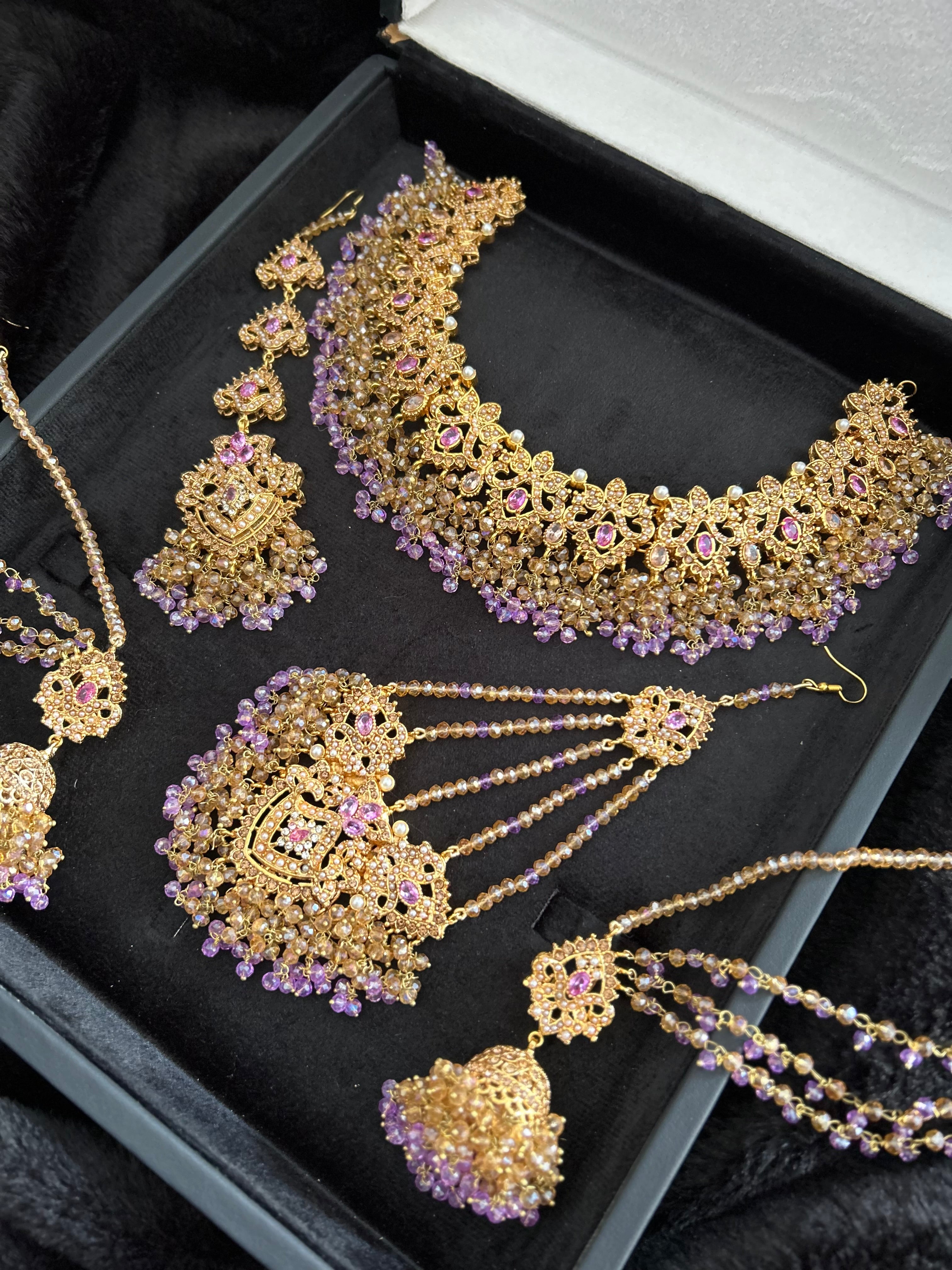 Lilac and Gold Jewellery Set with beautiful small Jhumkies