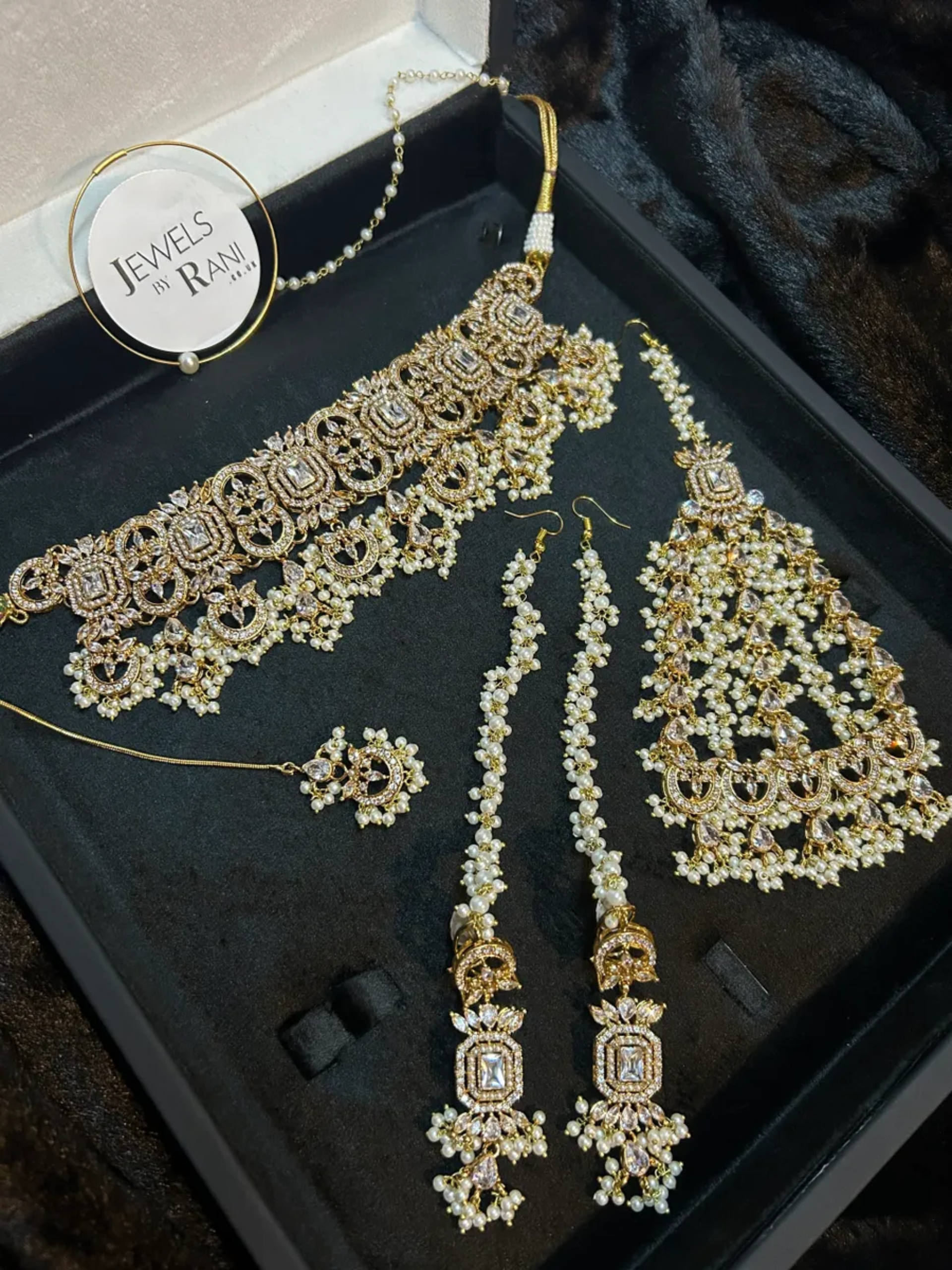Pre Order 6 Weeks - Beautiful Pearly White & Gold 24crt Gold Plated Bridal Jewellery Set
