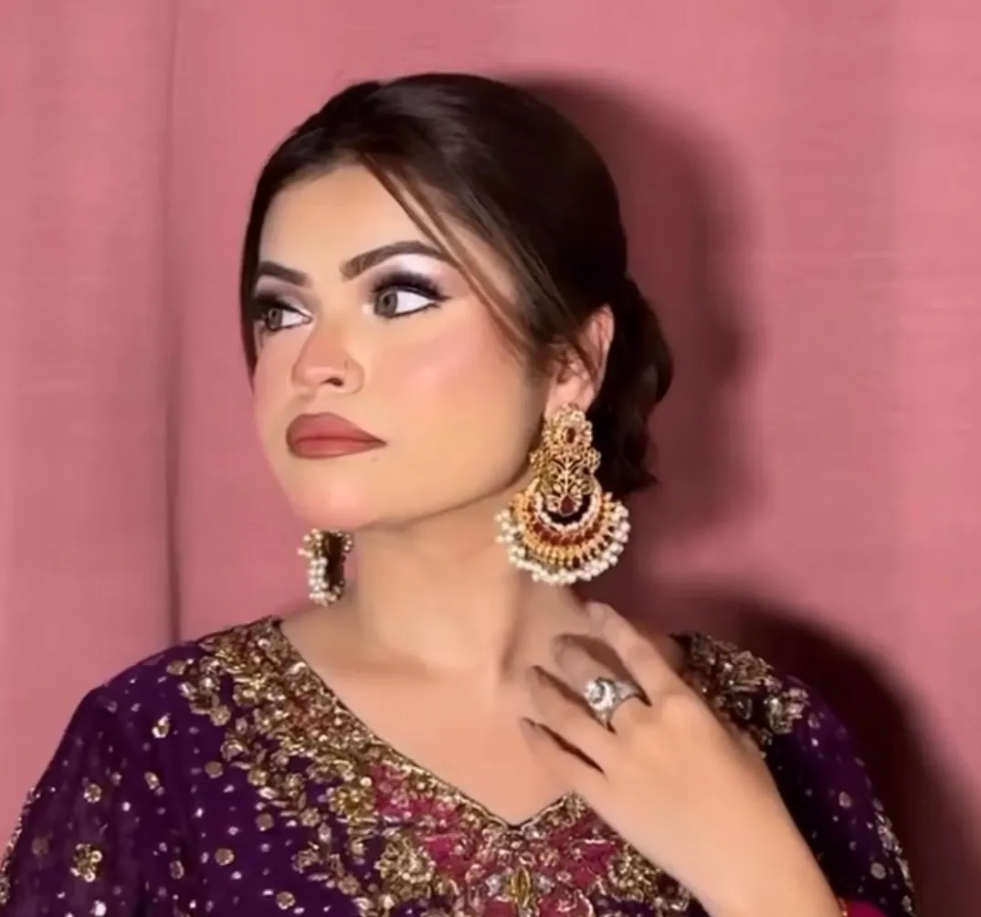 Green Multi Beautiful Chandelier Earrings & Tikka