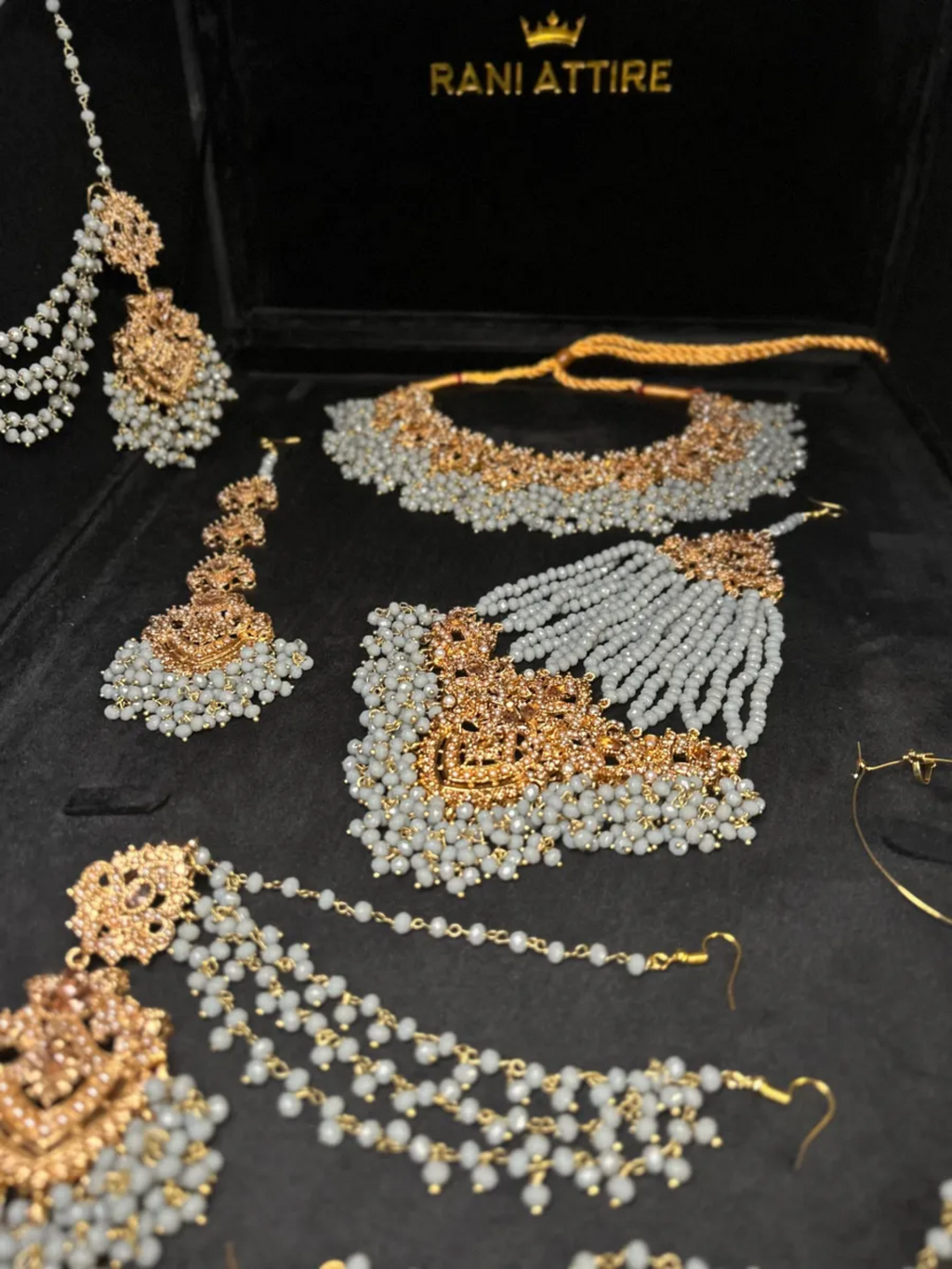 Grey & Gold Bridal Set - Jewelsbyrani