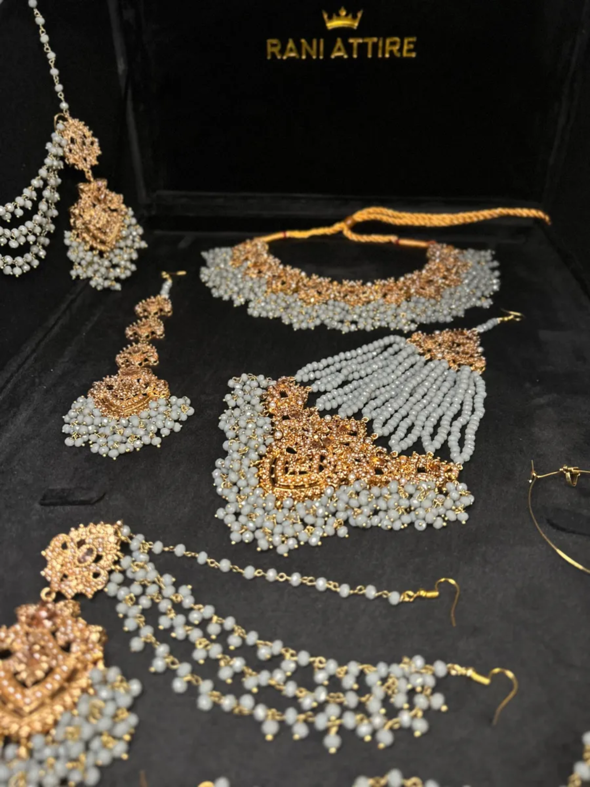 Grey & Gold Bridal Set - Jewelsbyrani