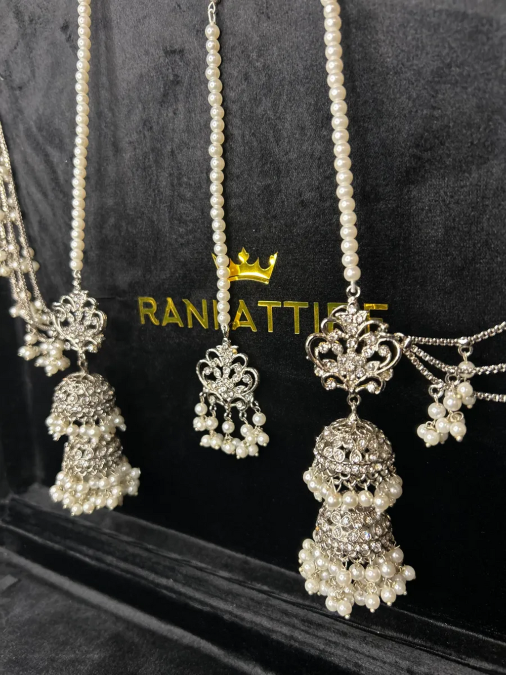 Beautiful Silver & White Jhumkies & Tikka Set With Chained Saharas - Jewelsbyrani