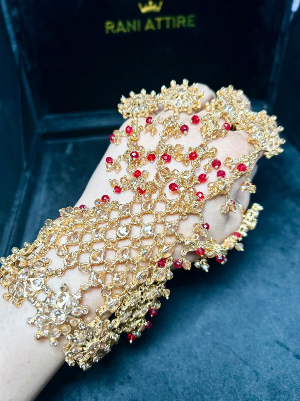 Bridal Hand Piece (Angla) - Jewelsbyrani