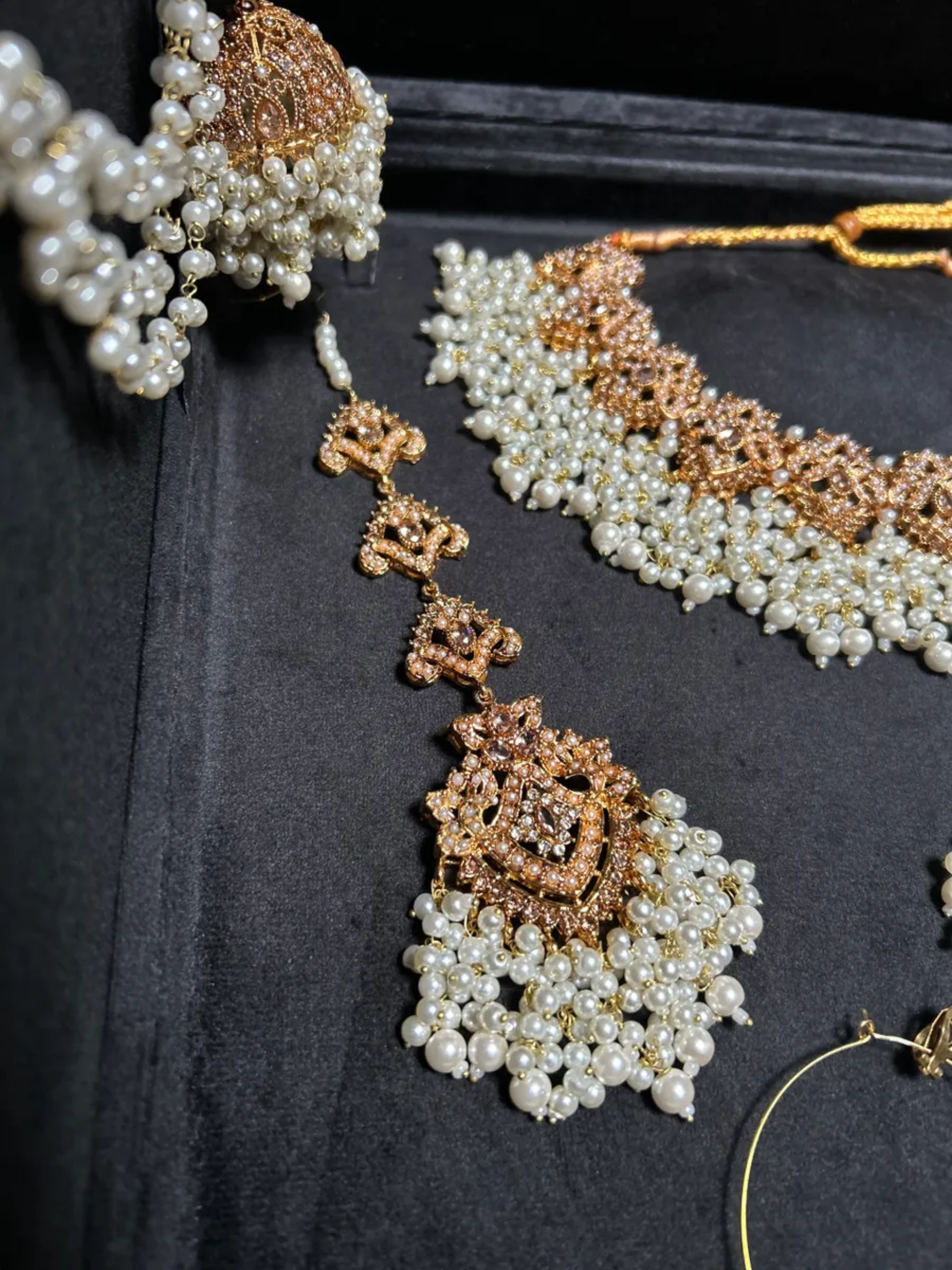 White Pearly Beaded Heavily Beaded Bridal Set - Jewelsbyrani