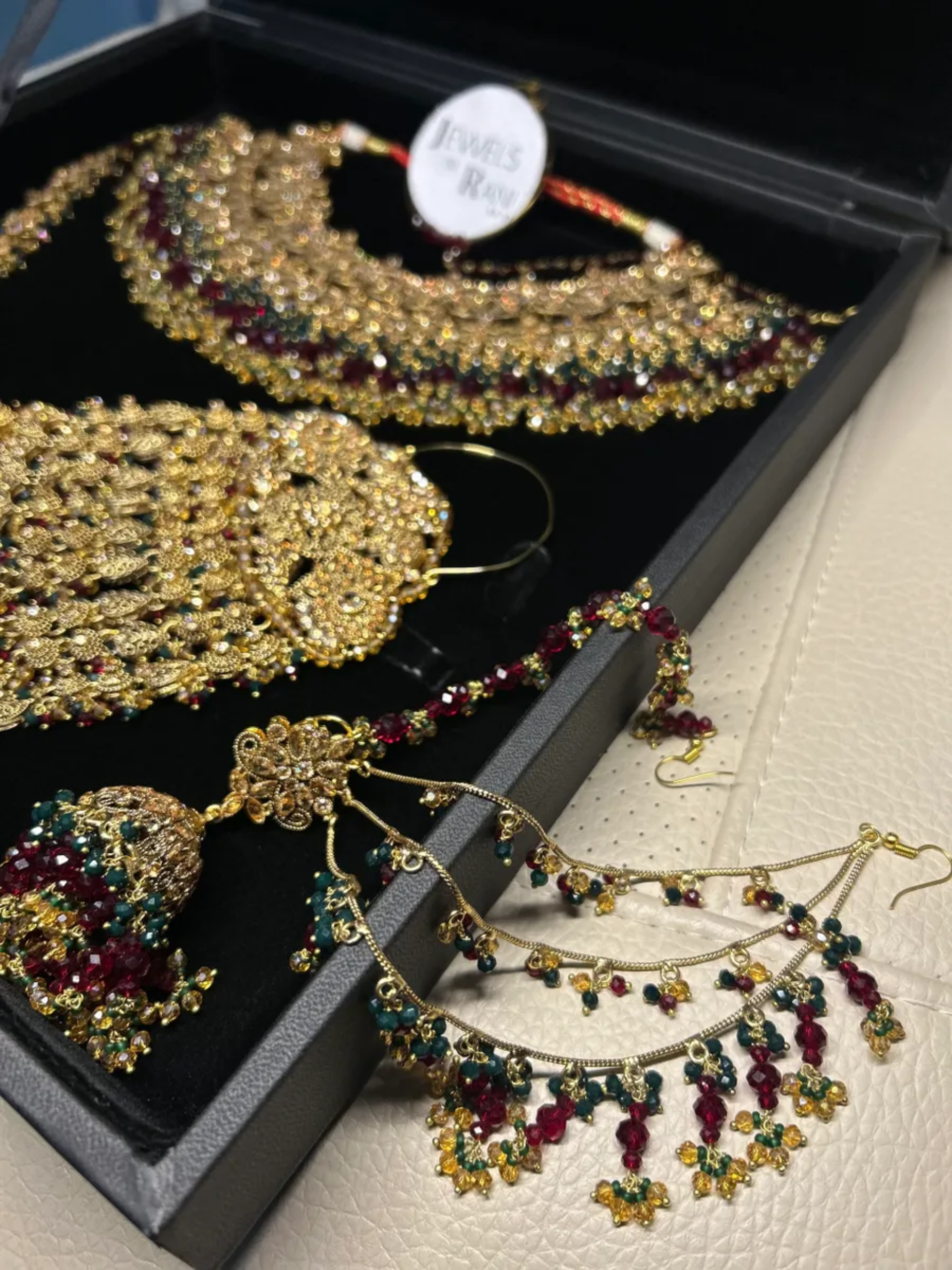 Pakistani Beautiful Maroon & Green Full Bridal Jewellery Set/ Style 75 - Jewelsbyrani