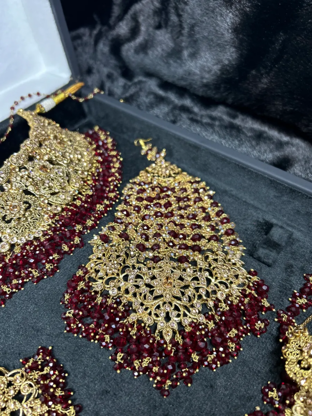 PRE ORDER: 6 Week Making time- Trending Maroon 24 crt Gold Plated Bridal Jewellery Set - Jewelsbyrani