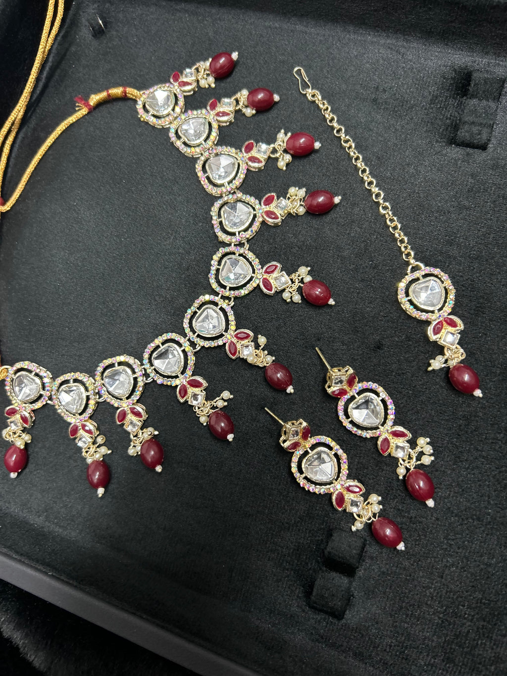 Maroon Light Weight Necklace Set