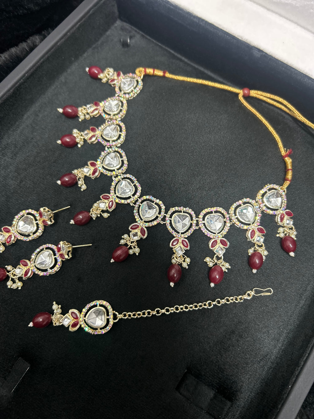 Maroon Light Weight Necklace Set