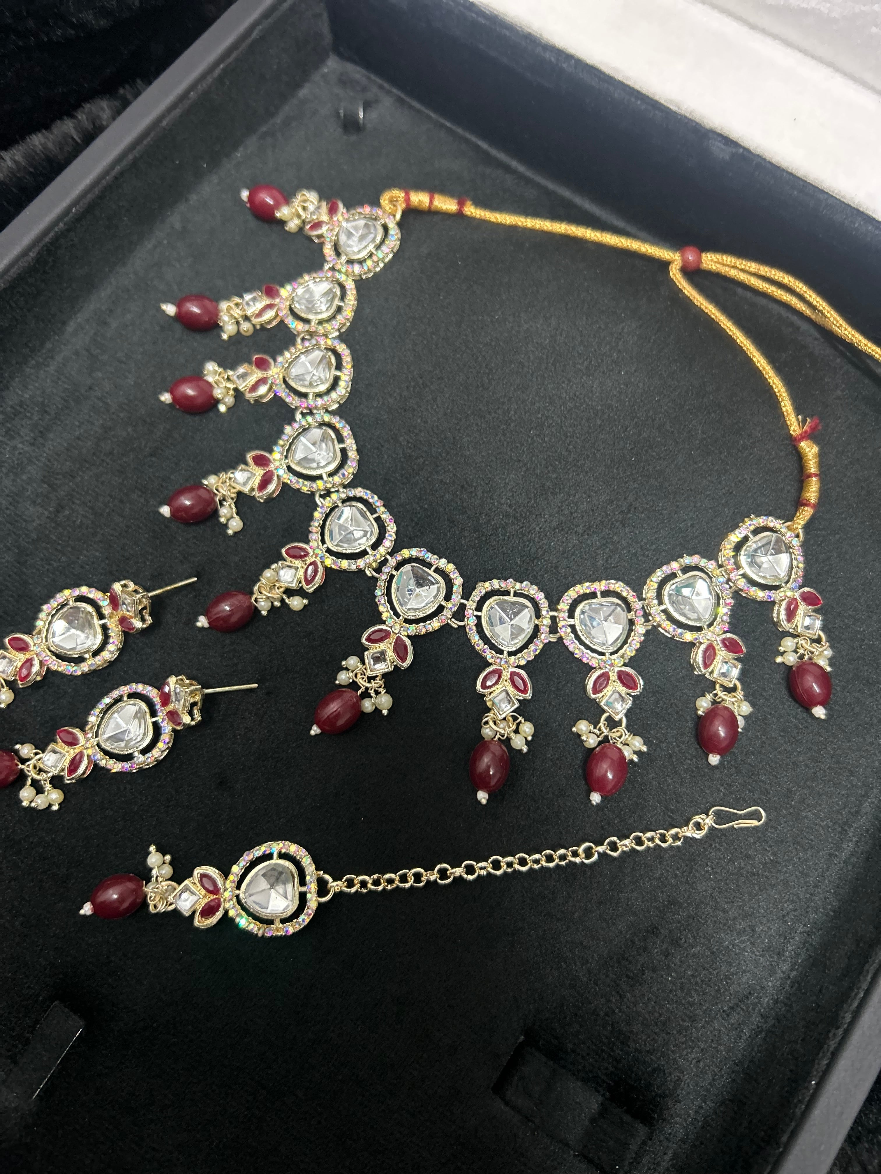 Maroon Light Weight Necklace Set