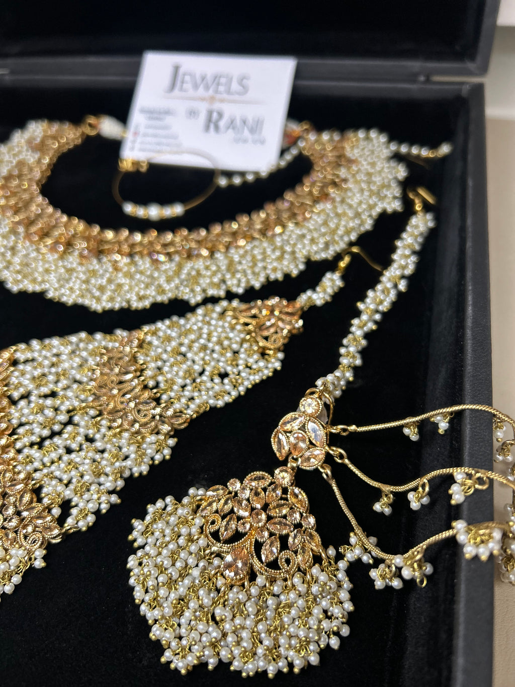 Pearly White & Gold Bridal Jewellery Set Style 429