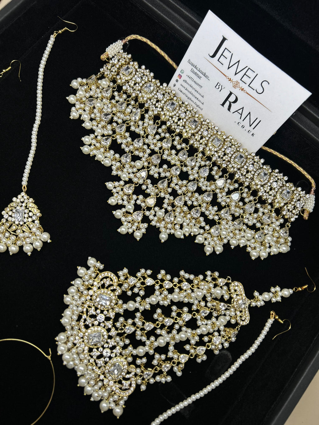 Set 1 - 2026 Gold and White Pearly Dangle Necklace