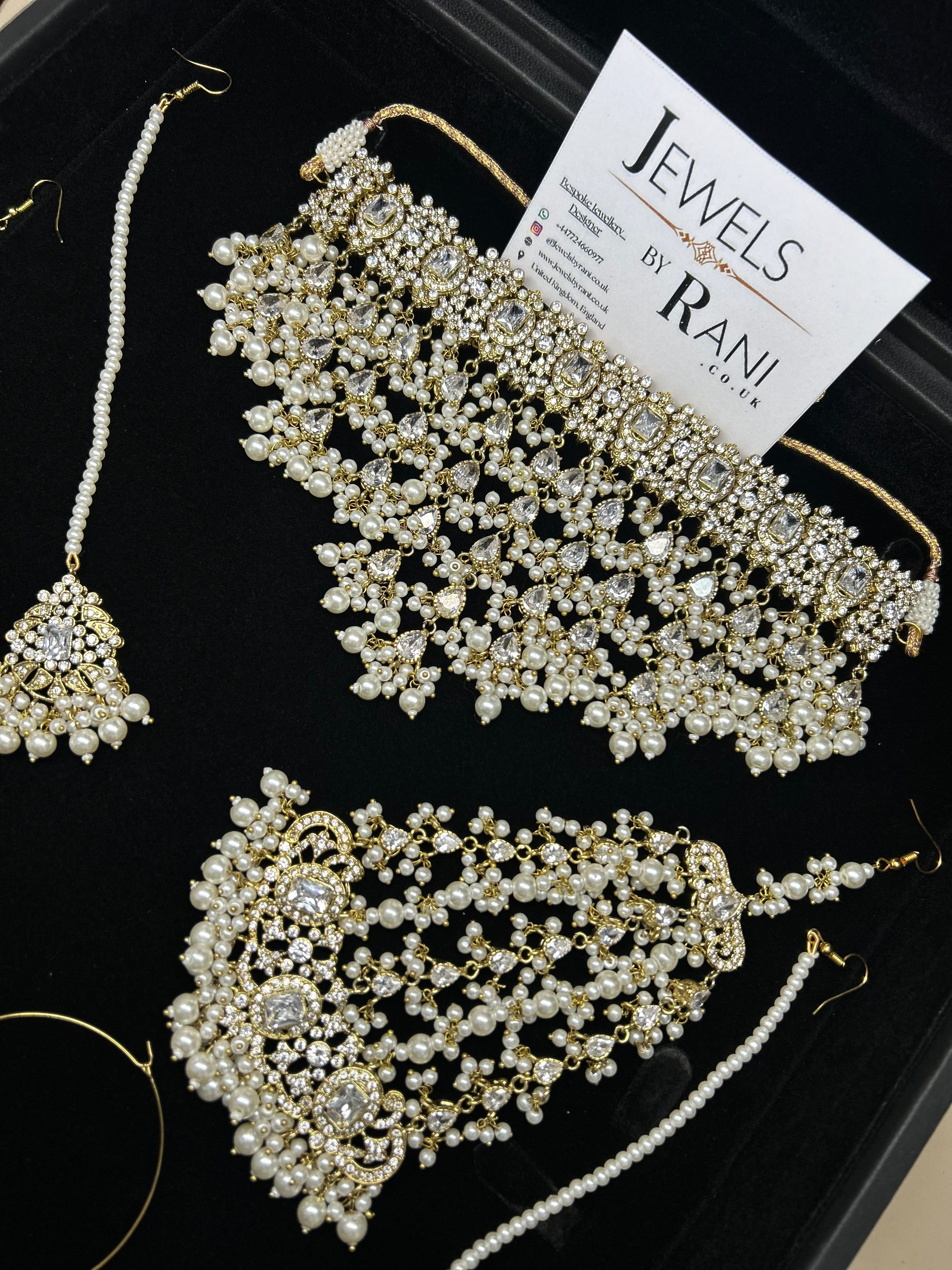 Set 1 - 2026 Gold and White Pearly Dangle Necklace