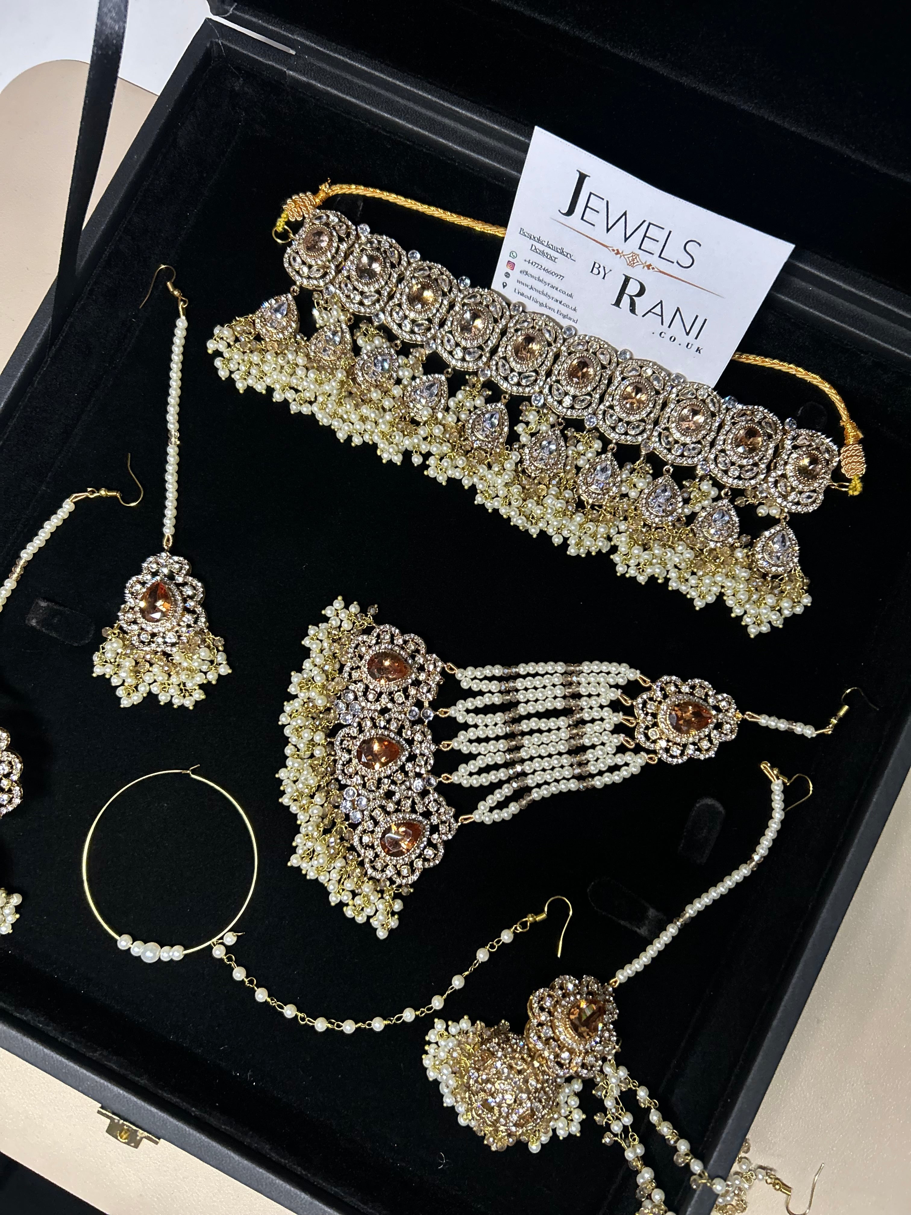 Style 5 - 2026 Gold and White Choker set