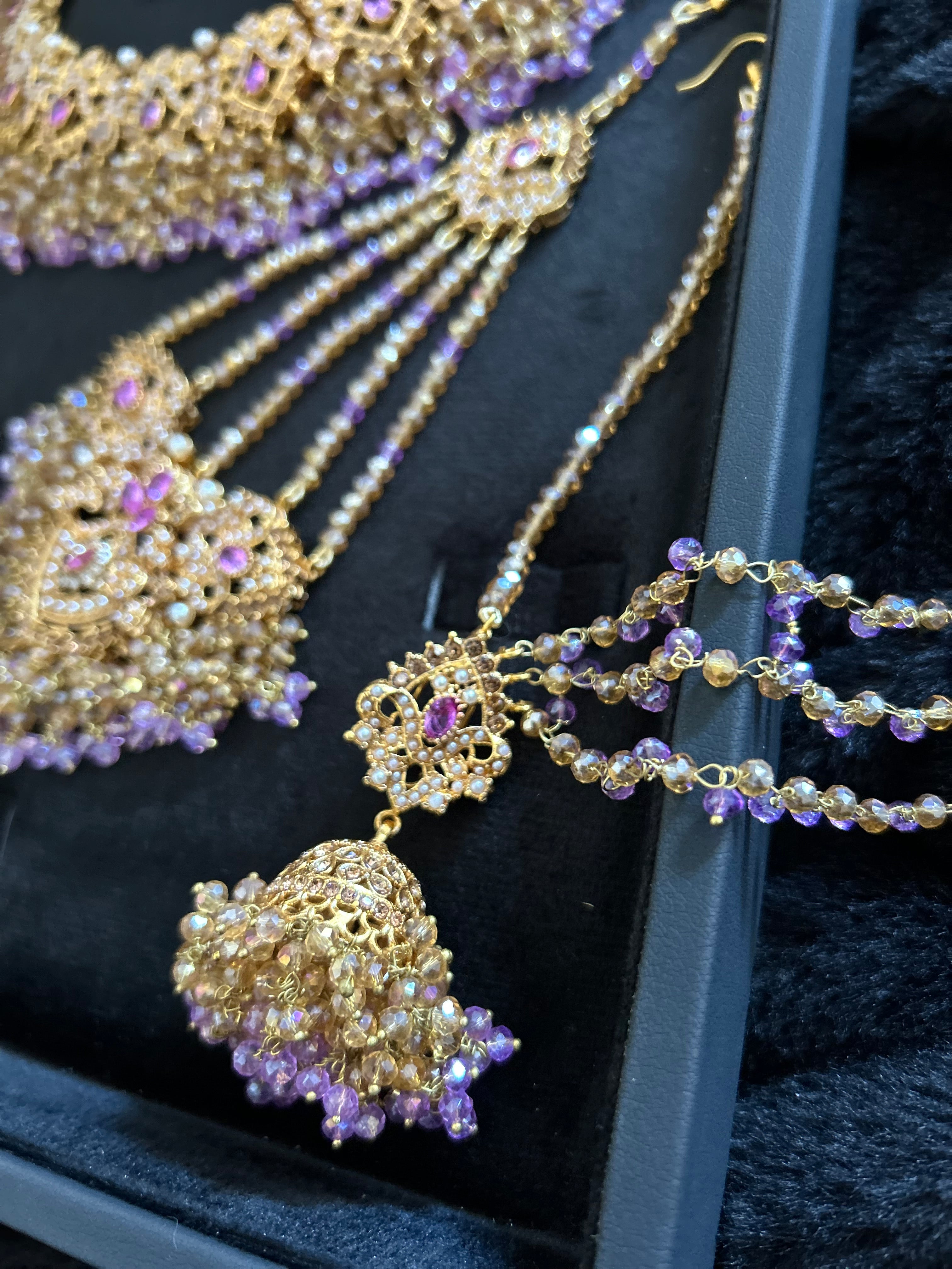 Lilac and Gold Jewellery Set with beautiful small Jhumkies