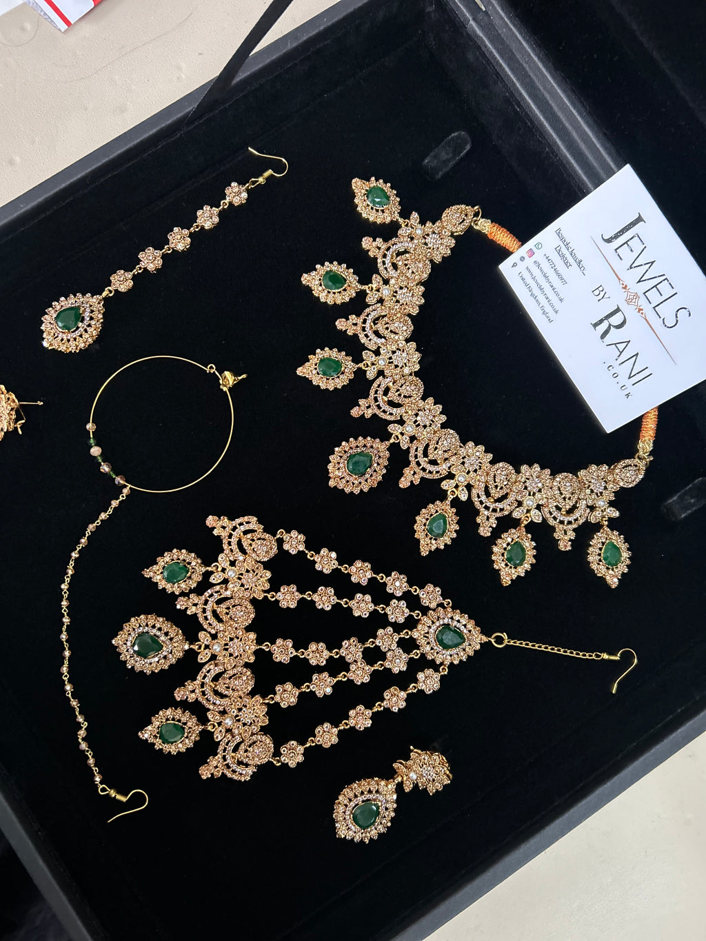 Trending, Emerald Green & Gold Statement Set Style 5207
